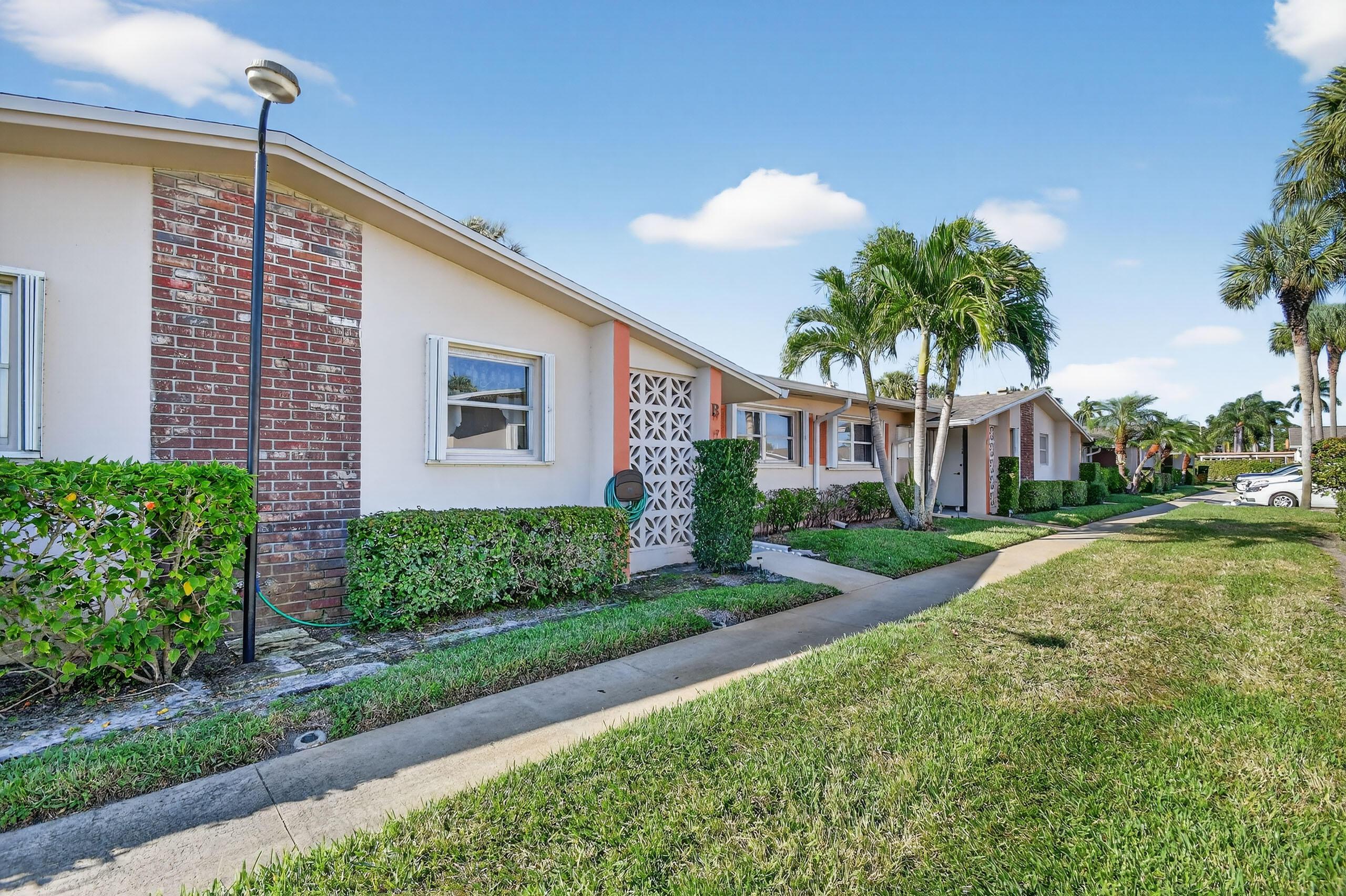 2667 Dudley Drive B, West Palm Beach, FL 33415, West Palm Beach - Photo 2