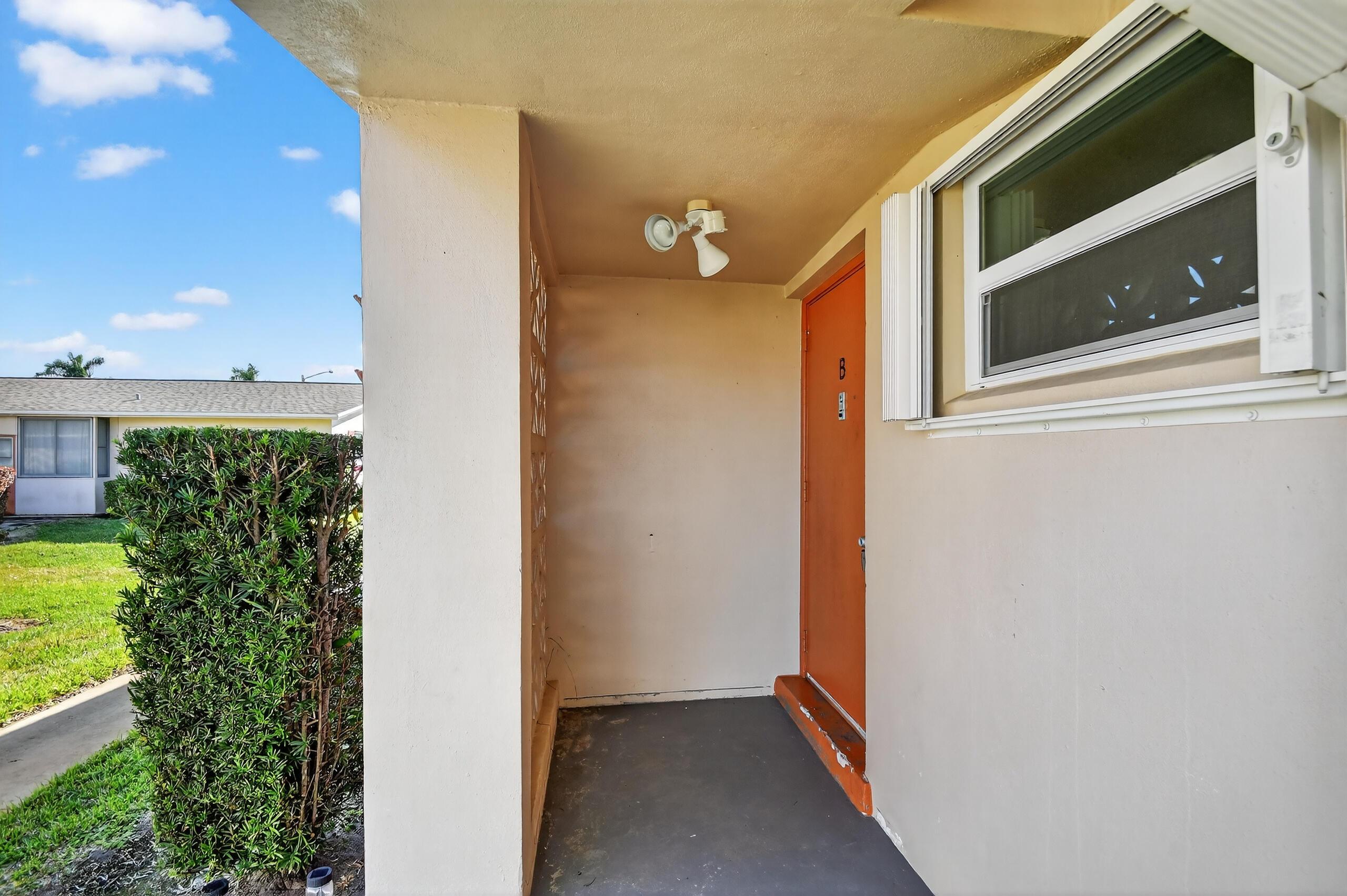 2667 Dudley Drive B, West Palm Beach, FL 33415, West Palm Beach - Photo 4