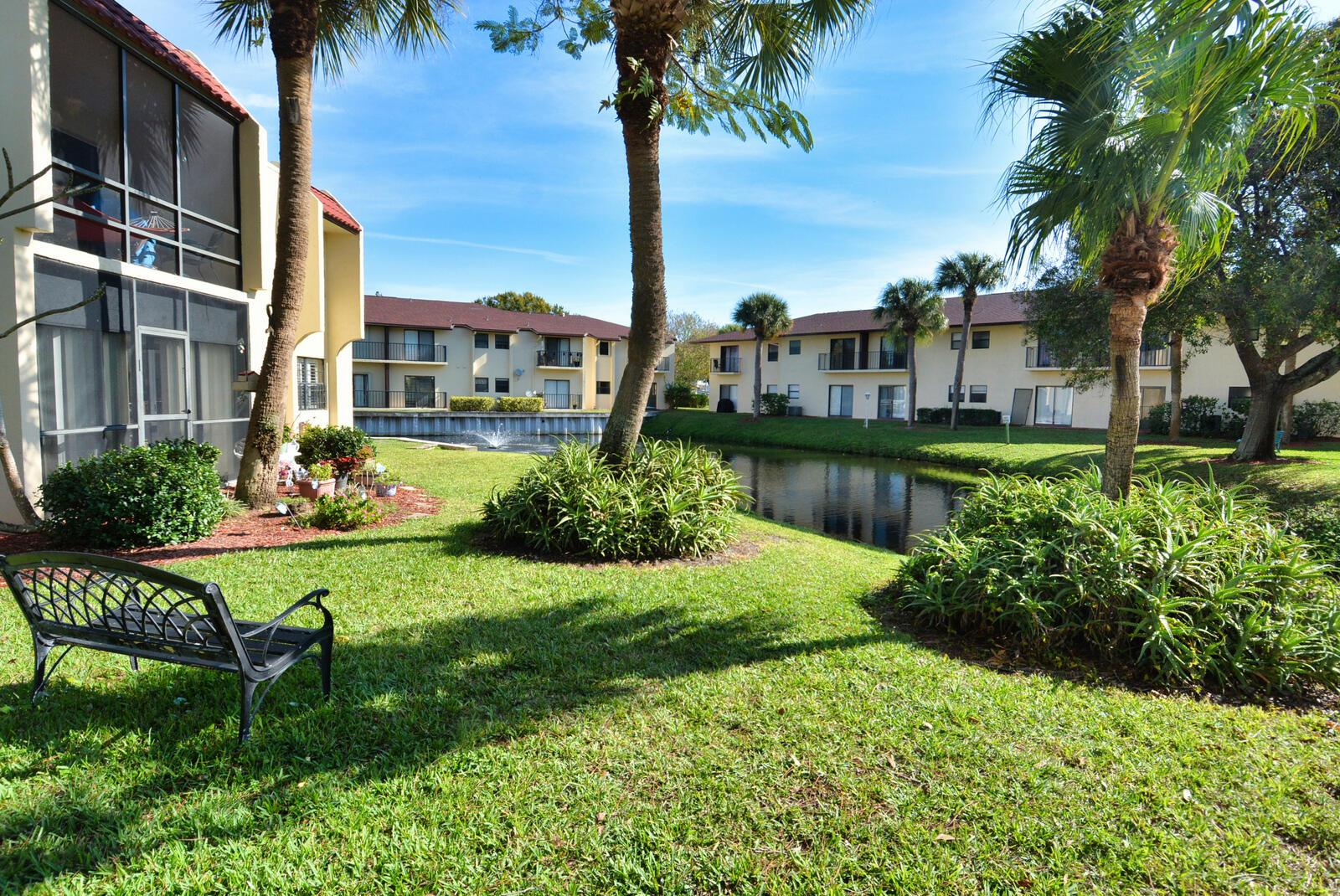 2050 Oleander Boulevard 5-306, Fort Pierce, FL 34950, Fort Pierce - Photo 2