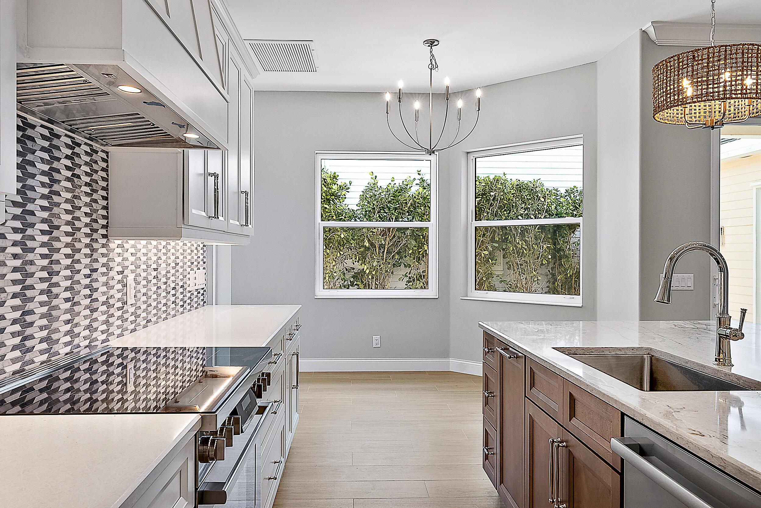 248 Honeysuckle Drive, Jupiter, FL 33458, Jupiter - Photo 4