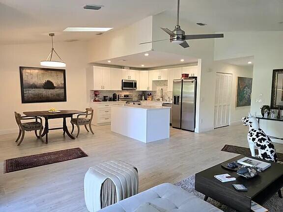 1705 Mariners Cove B, Fort Pierce, FL 34950, Fort Pierce - Photo 2