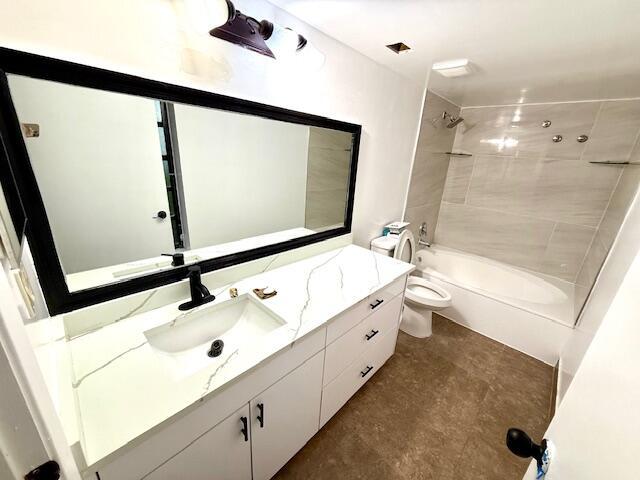 2202 S Cypress Bend Drive 101, Pompano Beach, FL 33069, Pompano Beach - Photo 3
