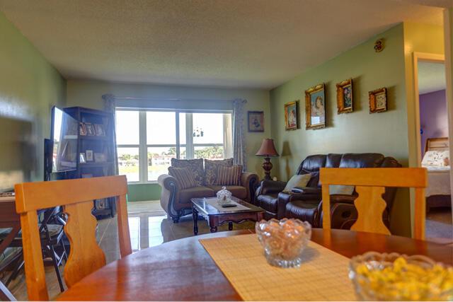 235 Golden River Drive, West Palm Beach, FL 33411, West Palm Beach - Photo 5
