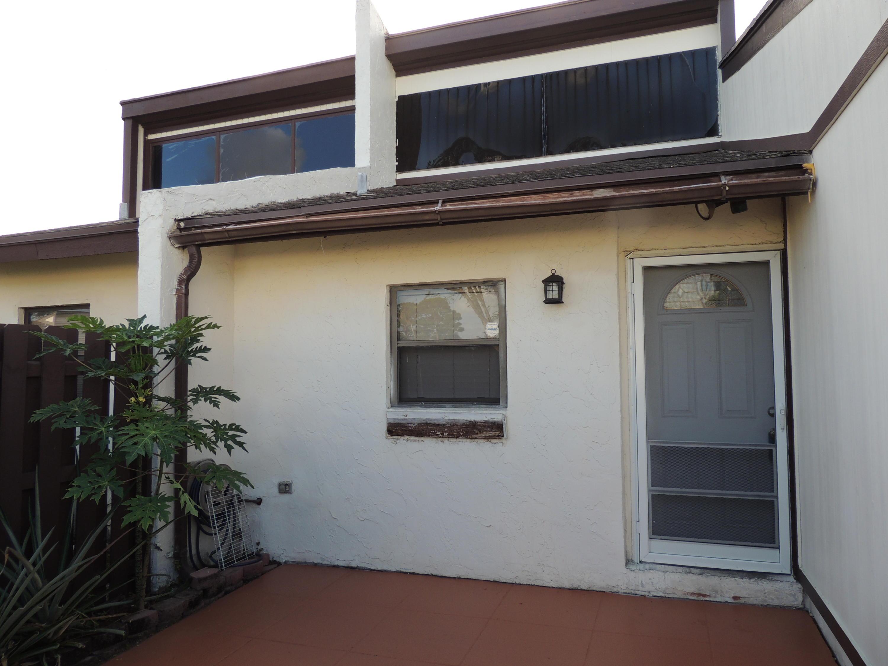 1829 Abbey Road, West Palm Beach, FL 33415, West Palm Beach