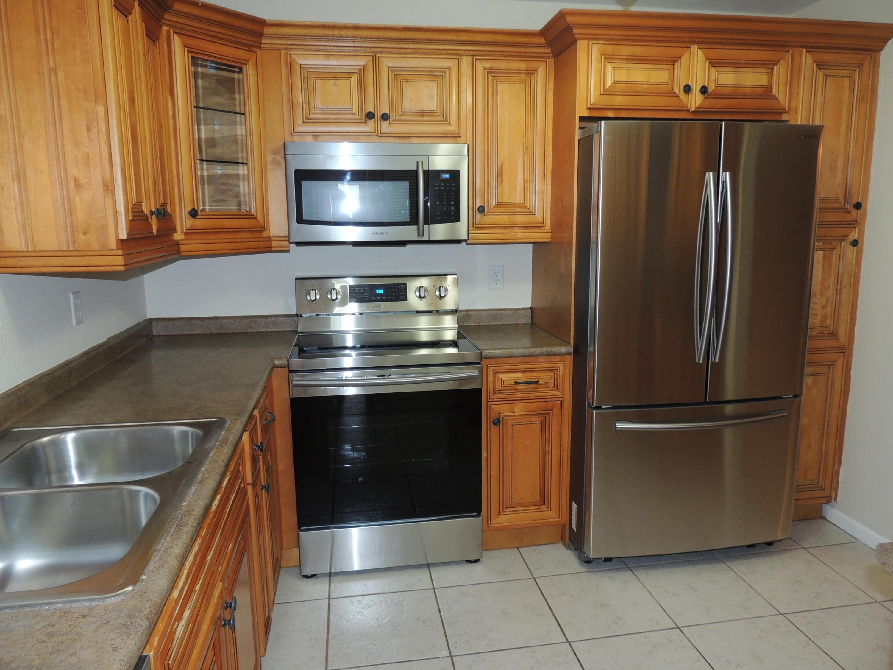 1829 Abbey Road, West Palm Beach, FL 33415, West Palm Beach - Photo 4
