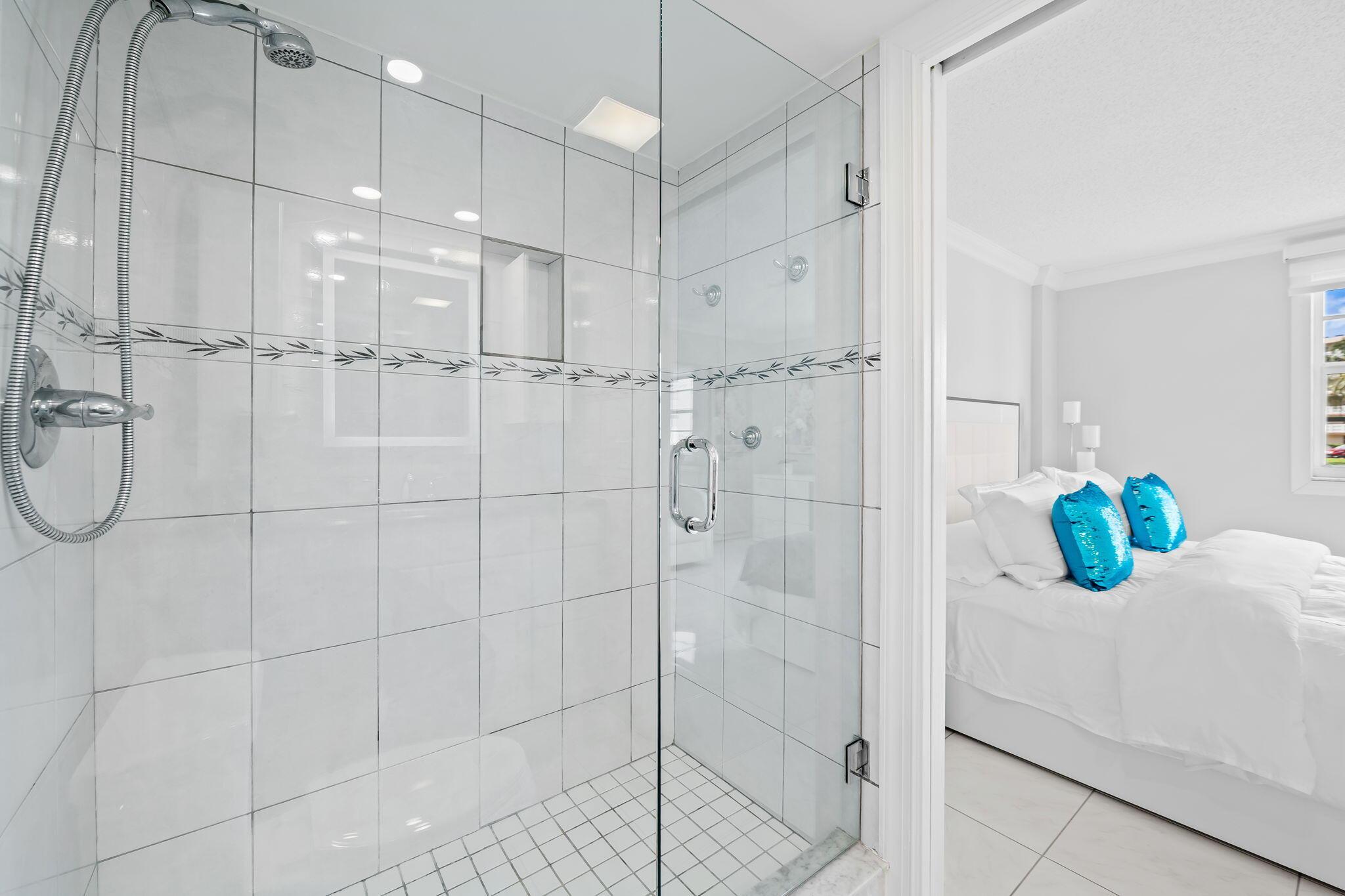 170 SE 5th Avenue 103, Dania Beach, FL 33004, Dania Beach - Photo 4