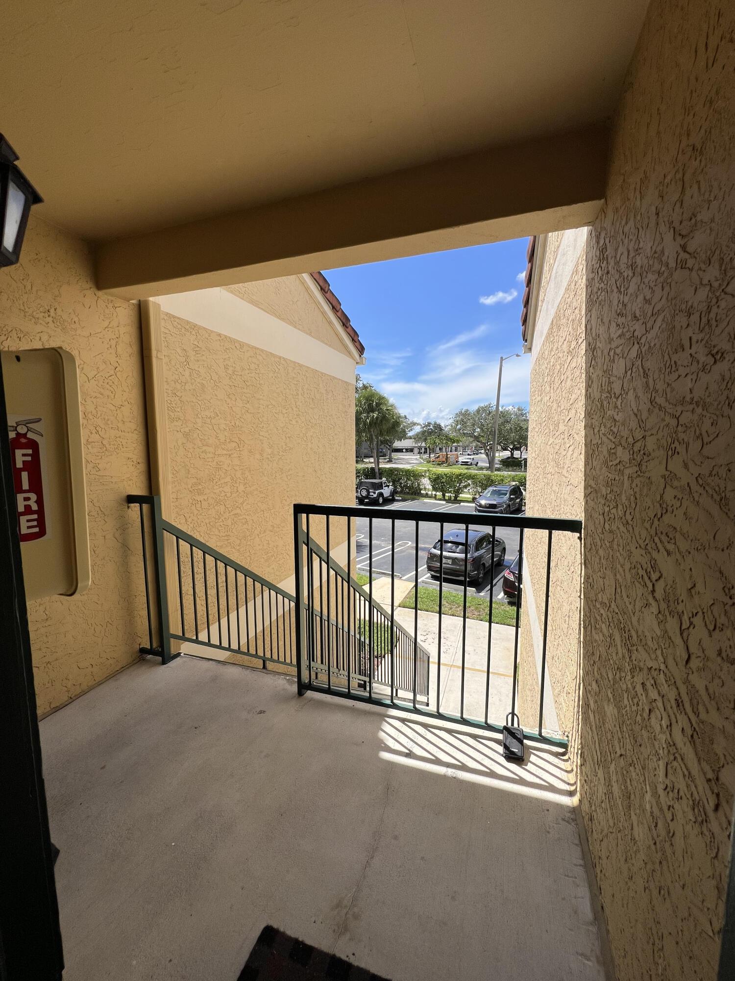899 Riverside Drive 620, Coral Springs, FL 33071, Coral Springs - Photo 3