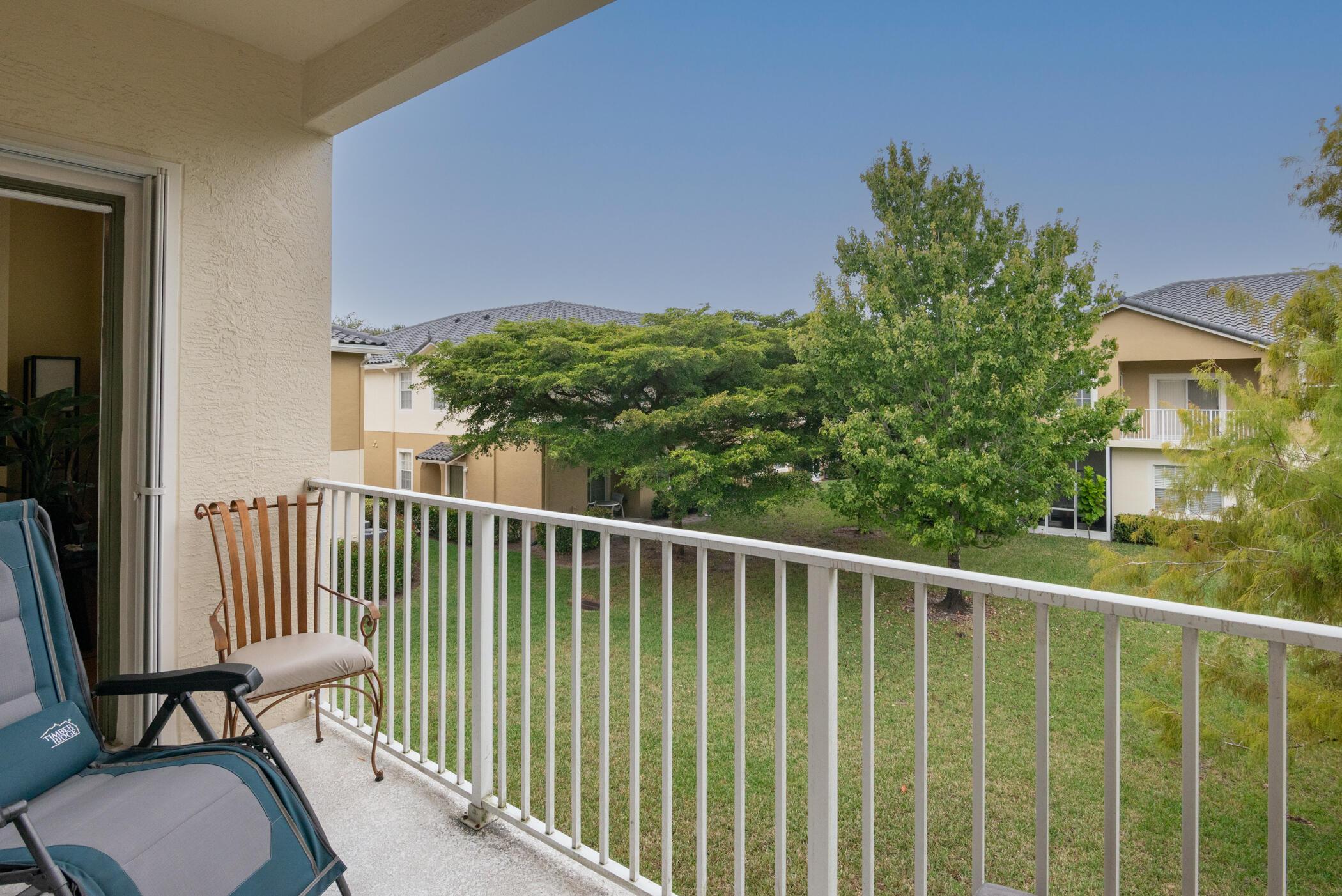 1600 SE Sheffield Terrace 201, Stuart, FL 34994, Stuart - Photo 5