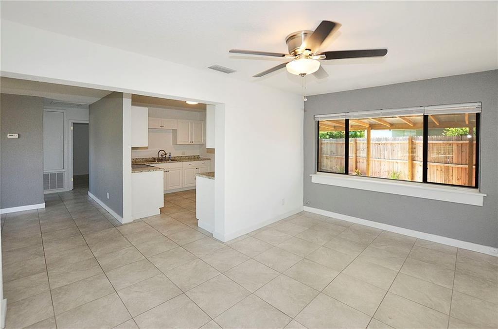 110 6th Court SW, Vero Beach, FL 32962, Vero Beach - Photo 3