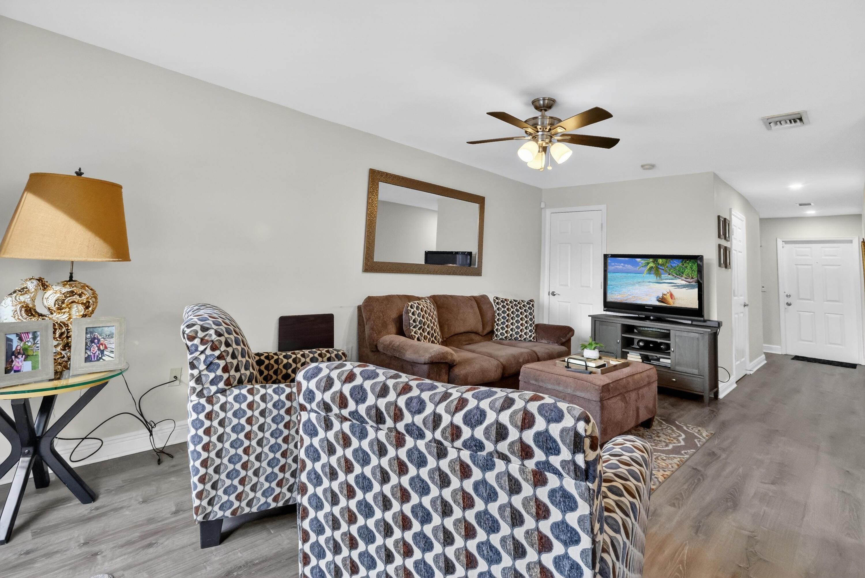 6698 Old Farm Trail, Boynton Beach, FL 33437, Boynton Beach - Photo 5
