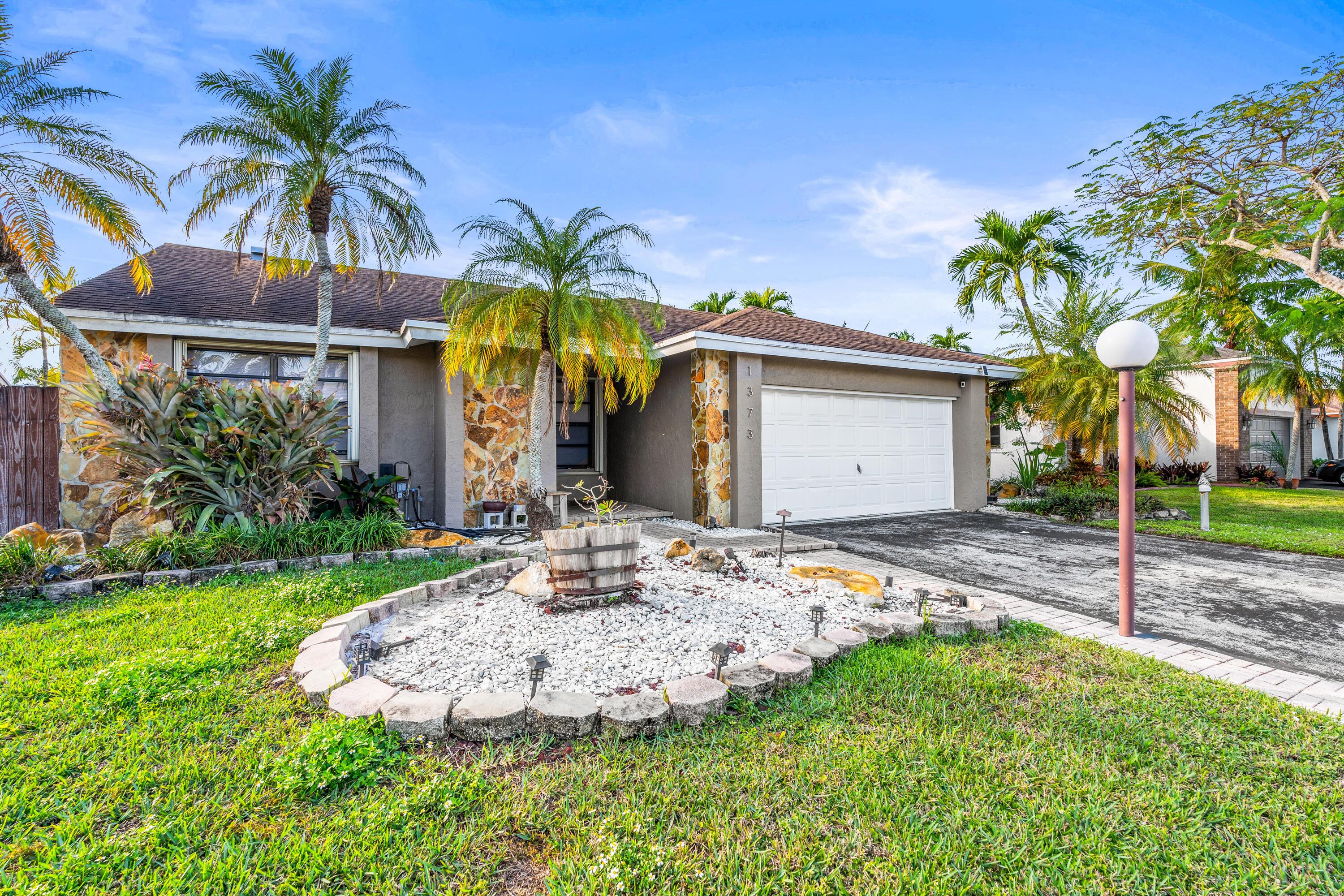 1373 SW 151st Avenue, Sunrise, FL 33326, Sunrise - Photo 3