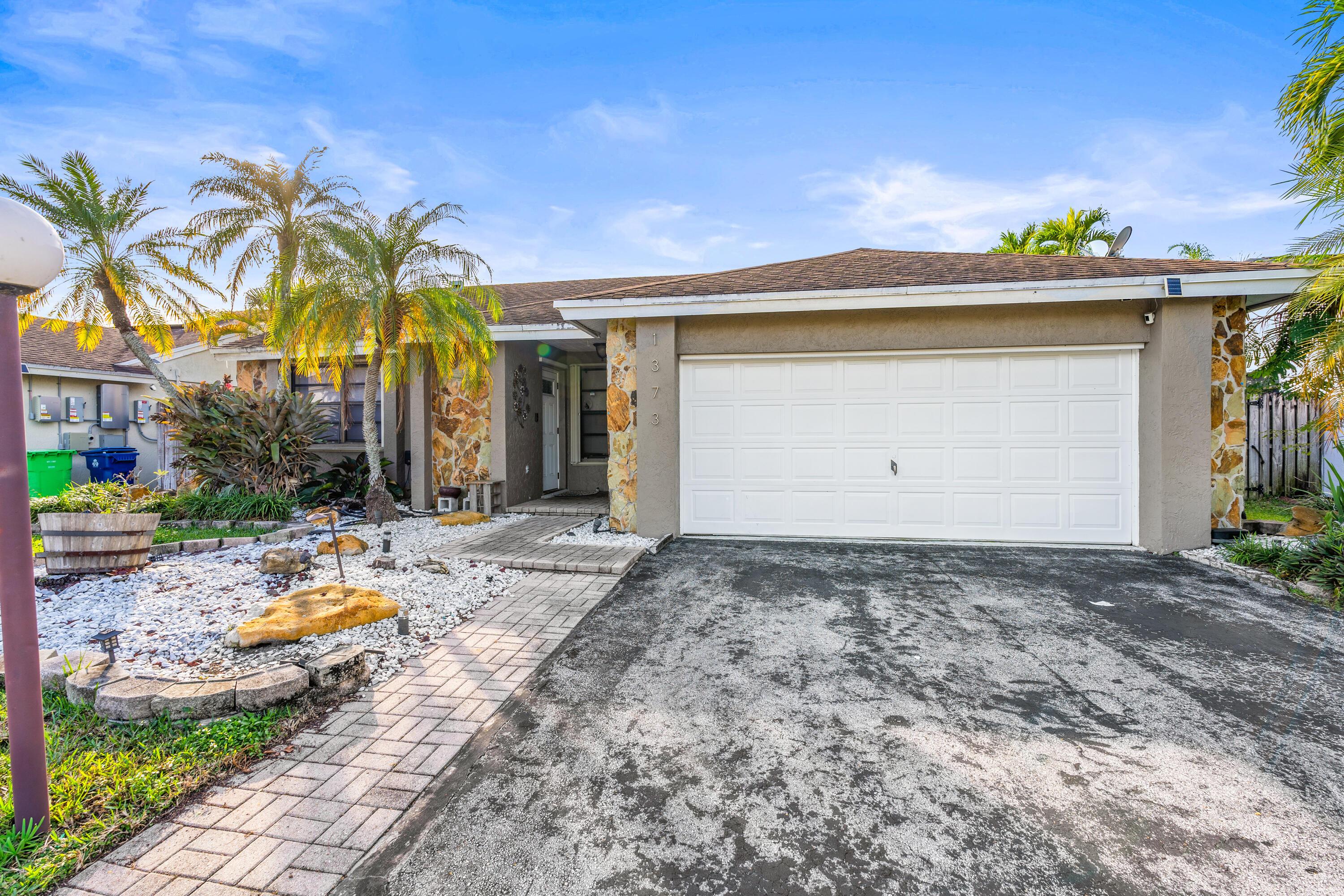 1373 SW 151st Avenue, Sunrise, FL 33326, Sunrise - Photo 4