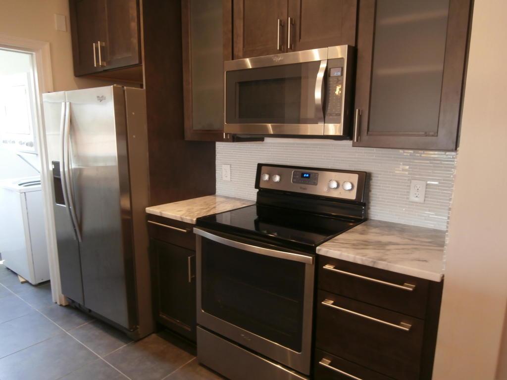 157 Yacht Club Way 201 Corner, Hypoluxo, FL 33462, Hypoluxo - Photo 3