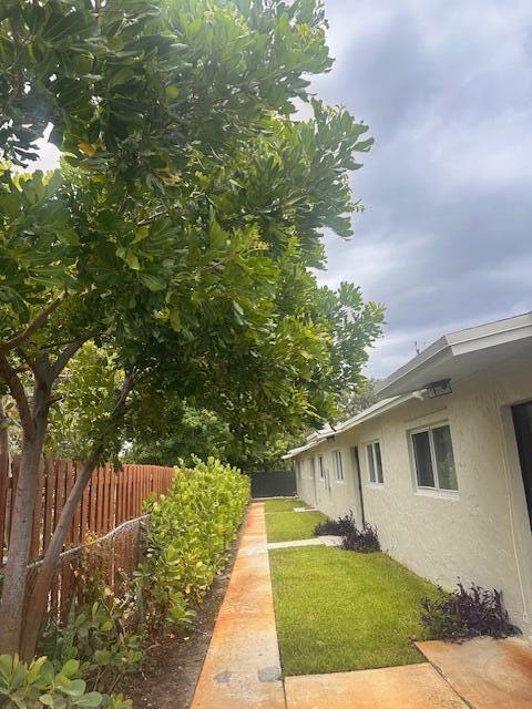 1216 16th Avenue N 10, Lake Worth Beach, FL 33460, Lake Worth Beach - Photo 3