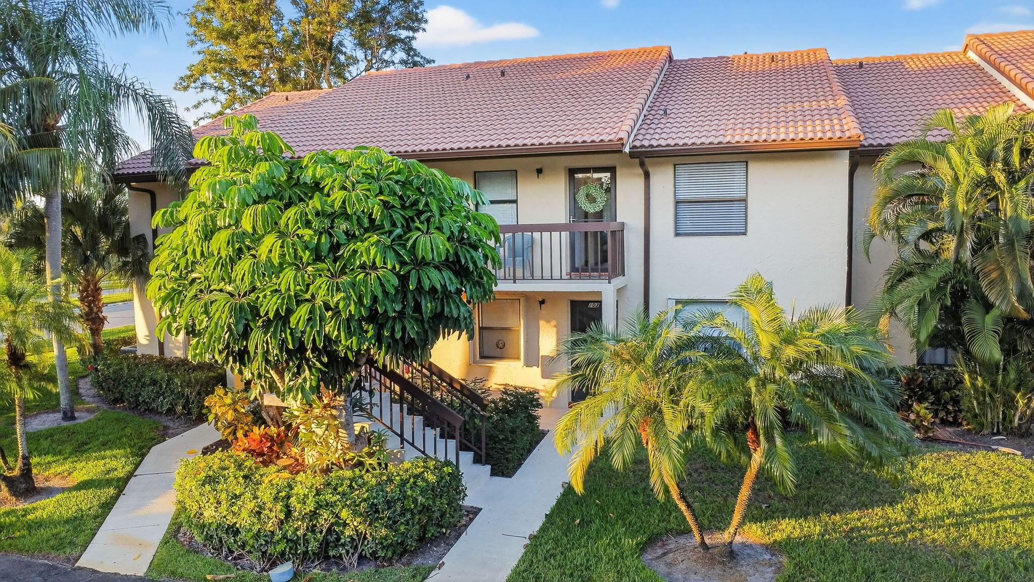 4542 Lucerne Lakes Boulevard E 202, Lake Worth, FL 33467, Lake Worth