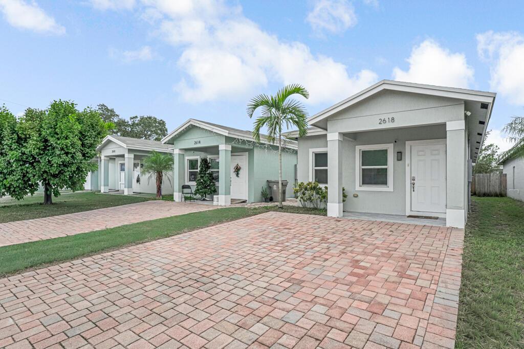 2618 Saginaw Avenue, West Palm Beach, FL 33409, West Palm Beach - Photo 4