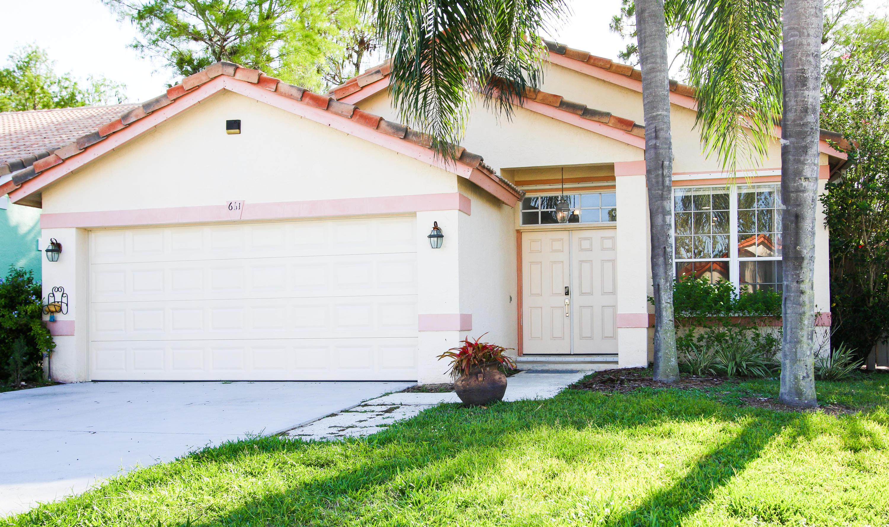 661 Lake Wellington Drive, Wellington, FL 33414, Wellington - Photo 2