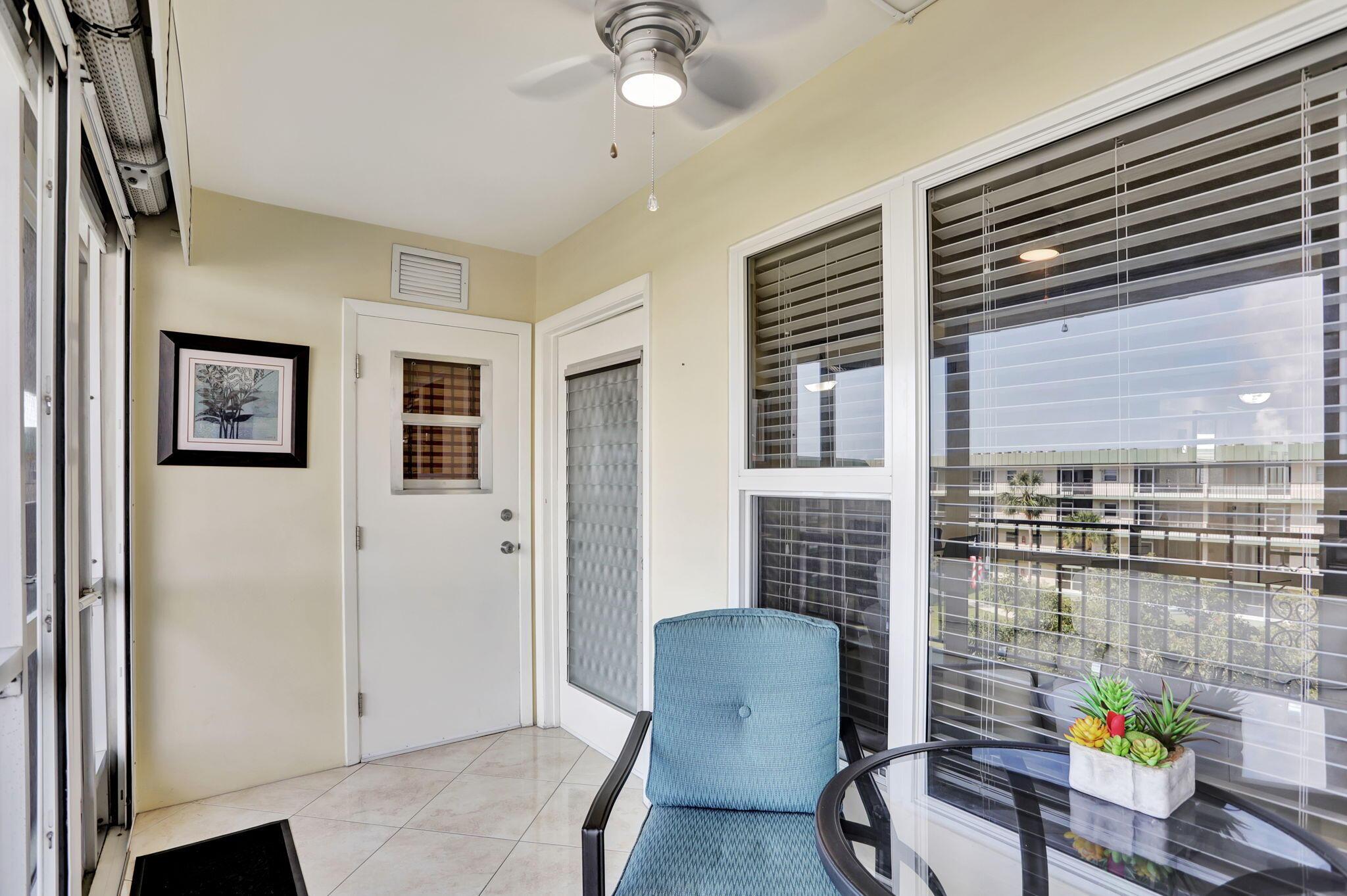 806 SE 7th Street 403, Deerfield Beach, FL 33441, Deerfield Beach - Photo 2
