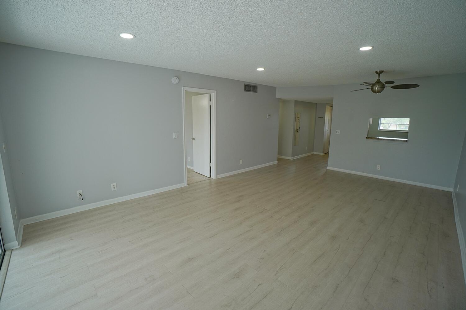 2828 Casita Way 214 C, Delray Beach, FL 33445, Delray Beach - Photo 5