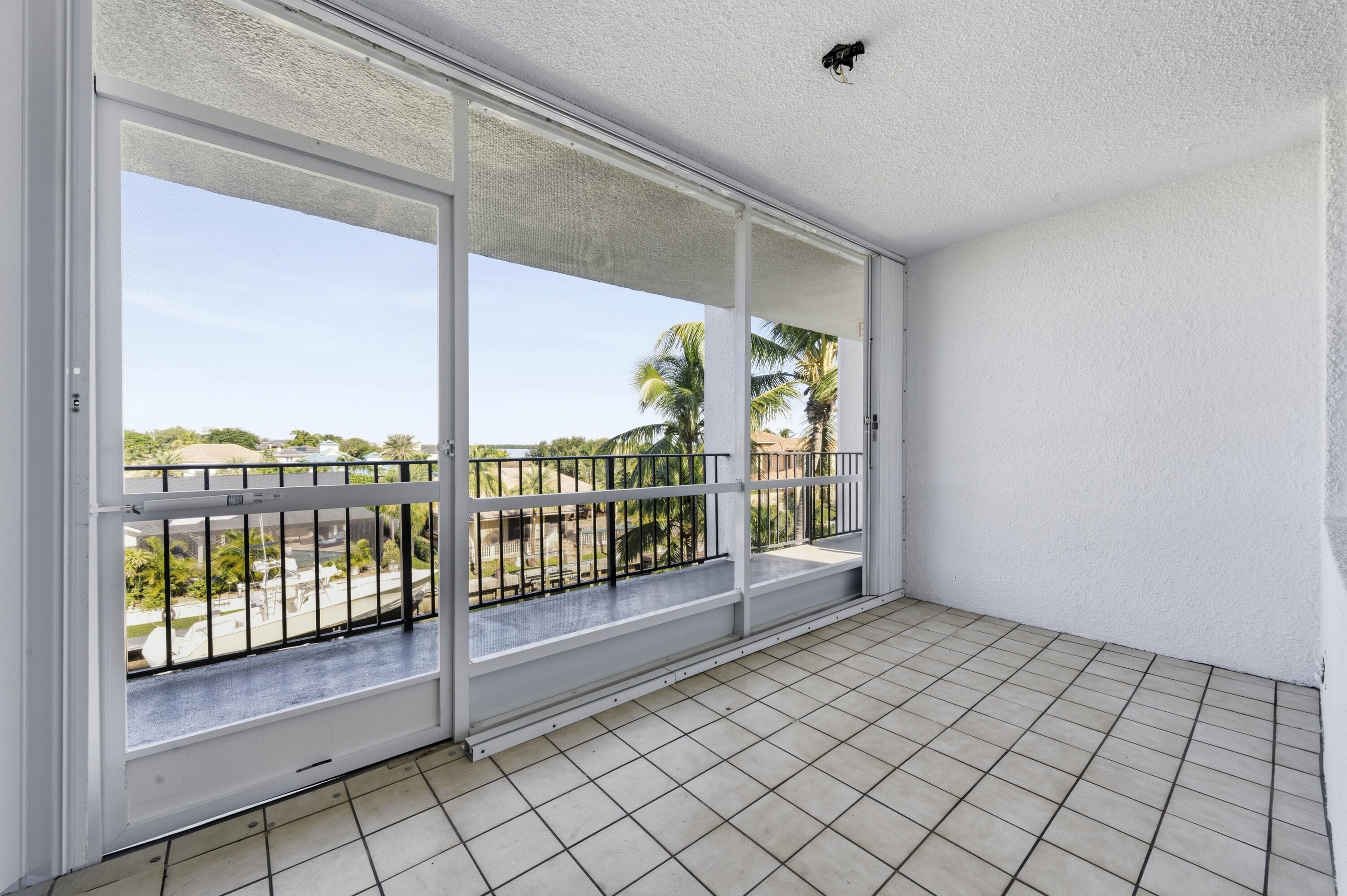 109 Paradise Harbour Blvd 415, North Palm Beach, FL 33408, North Palm Beach - Photo 4