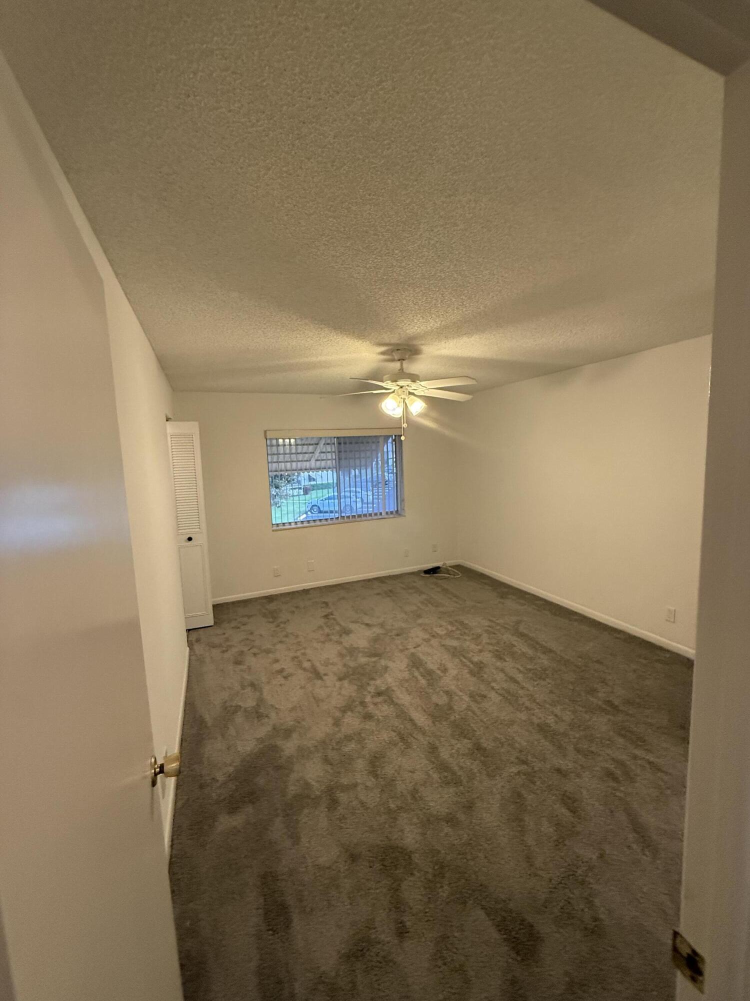 5795 La Pinata Boulevard C-2, Greenacres, FL 33463, Greenacres - Photo 2