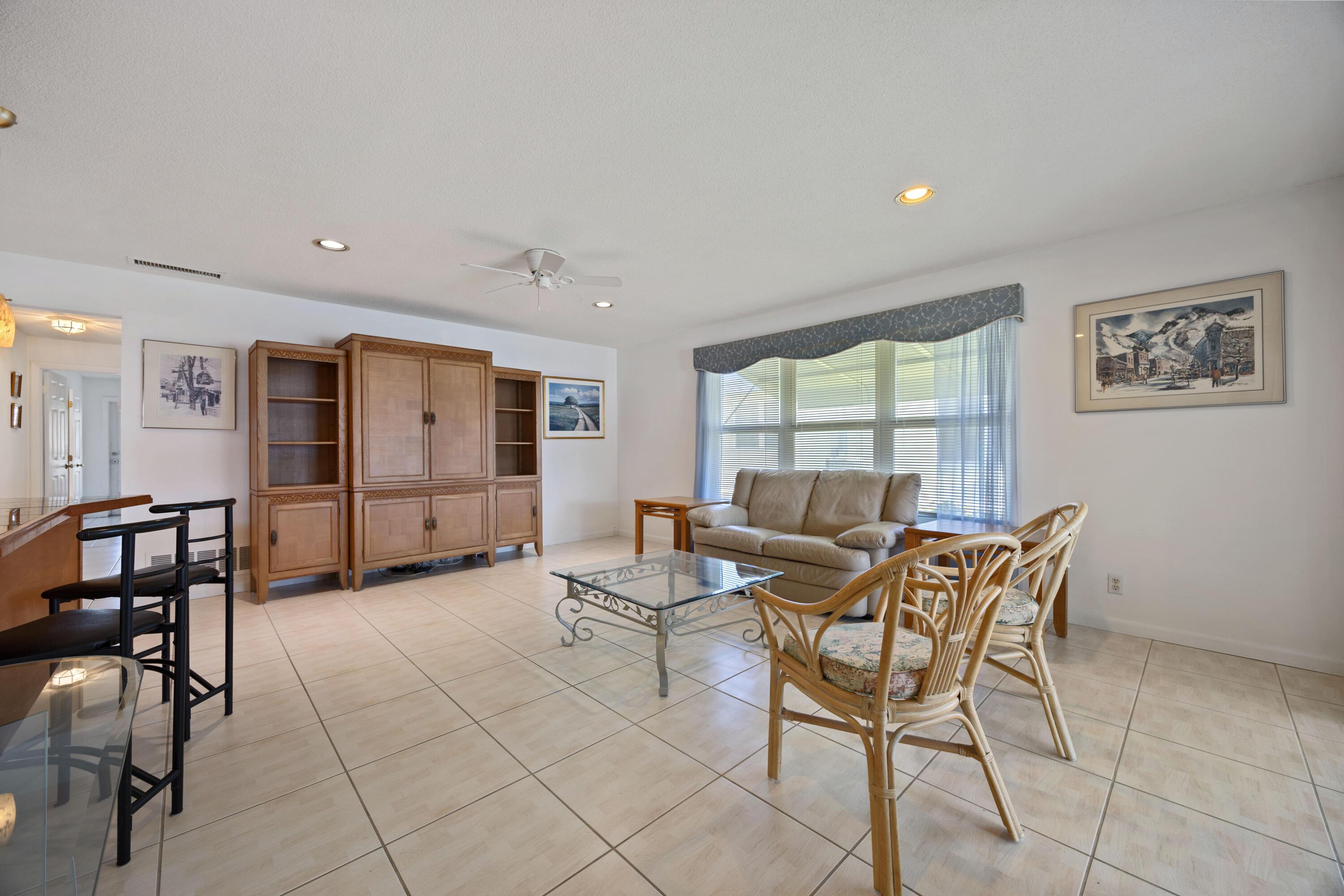 275 High Point Court D, Boynton Beach, FL 33435, Boynton Beach - Photo 3