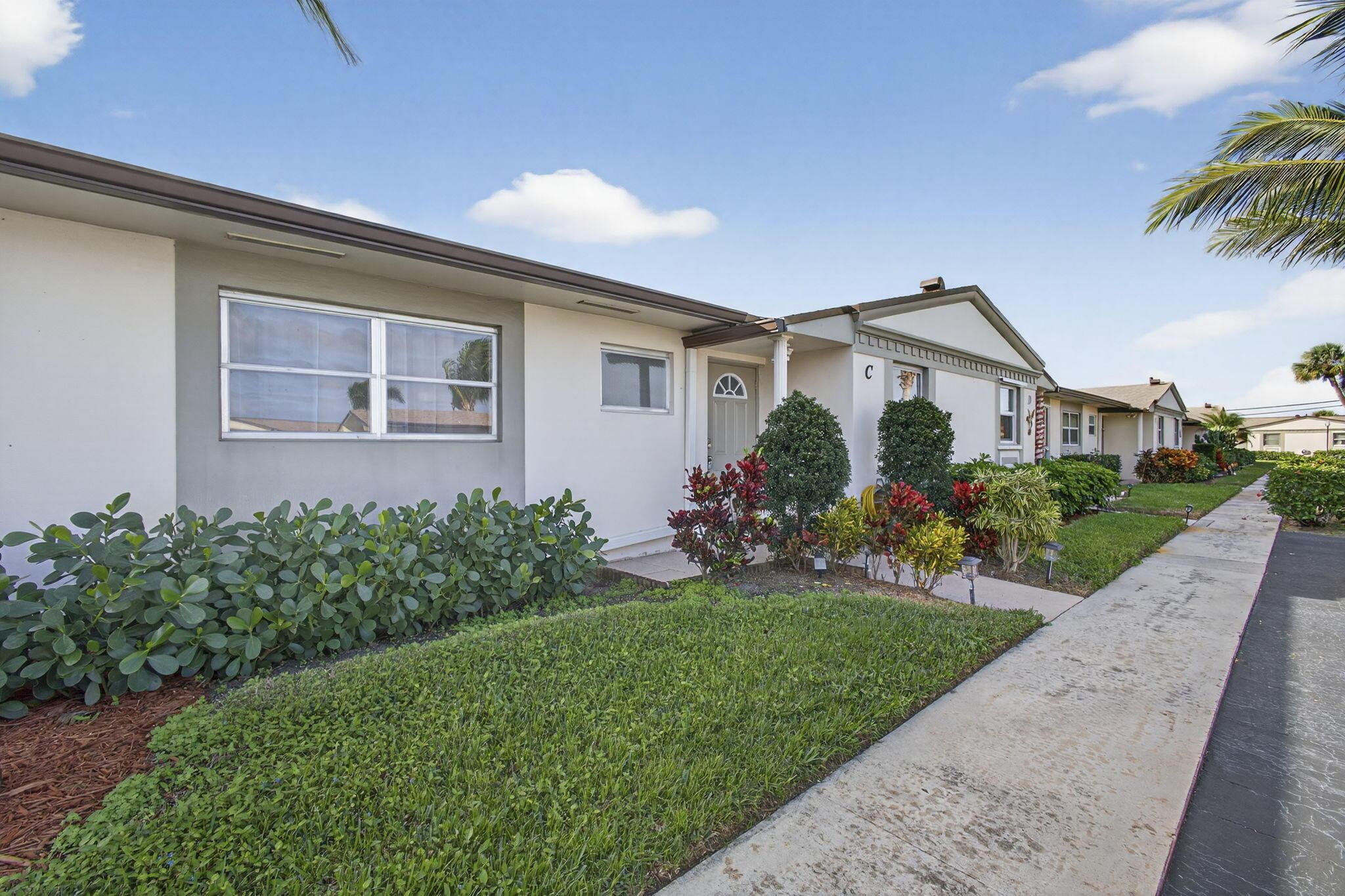 2833 Crosley Drive W C, West Palm Beach, FL 33415, West Palm Beach - Photo 3