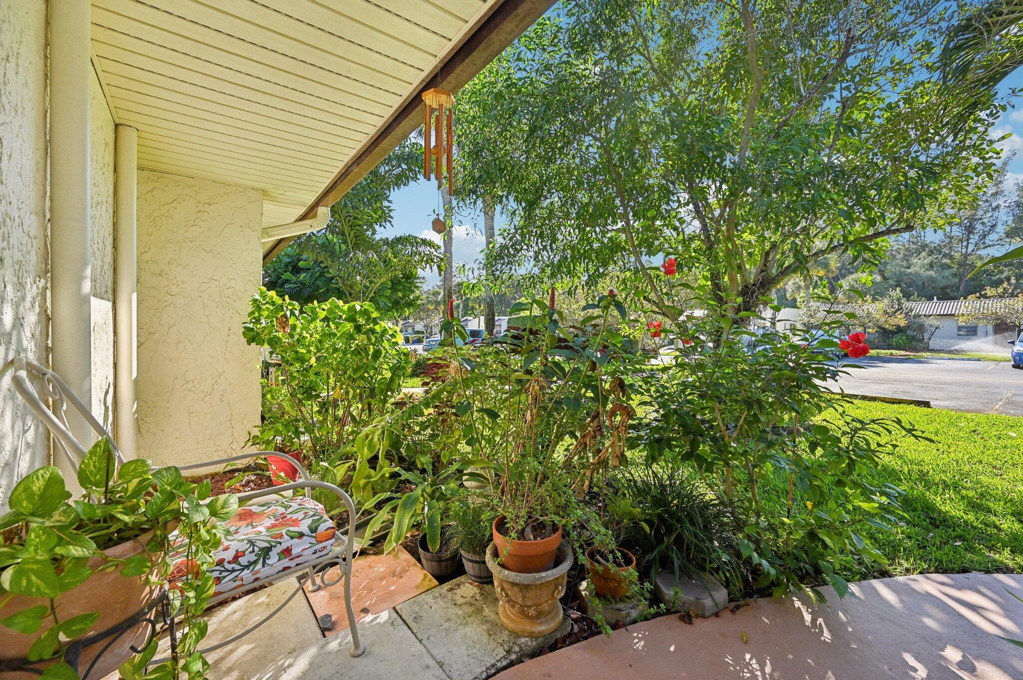 107 Lake Olive Drive, West Palm Beach, FL 33411, West Palm Beach - Photo 3
