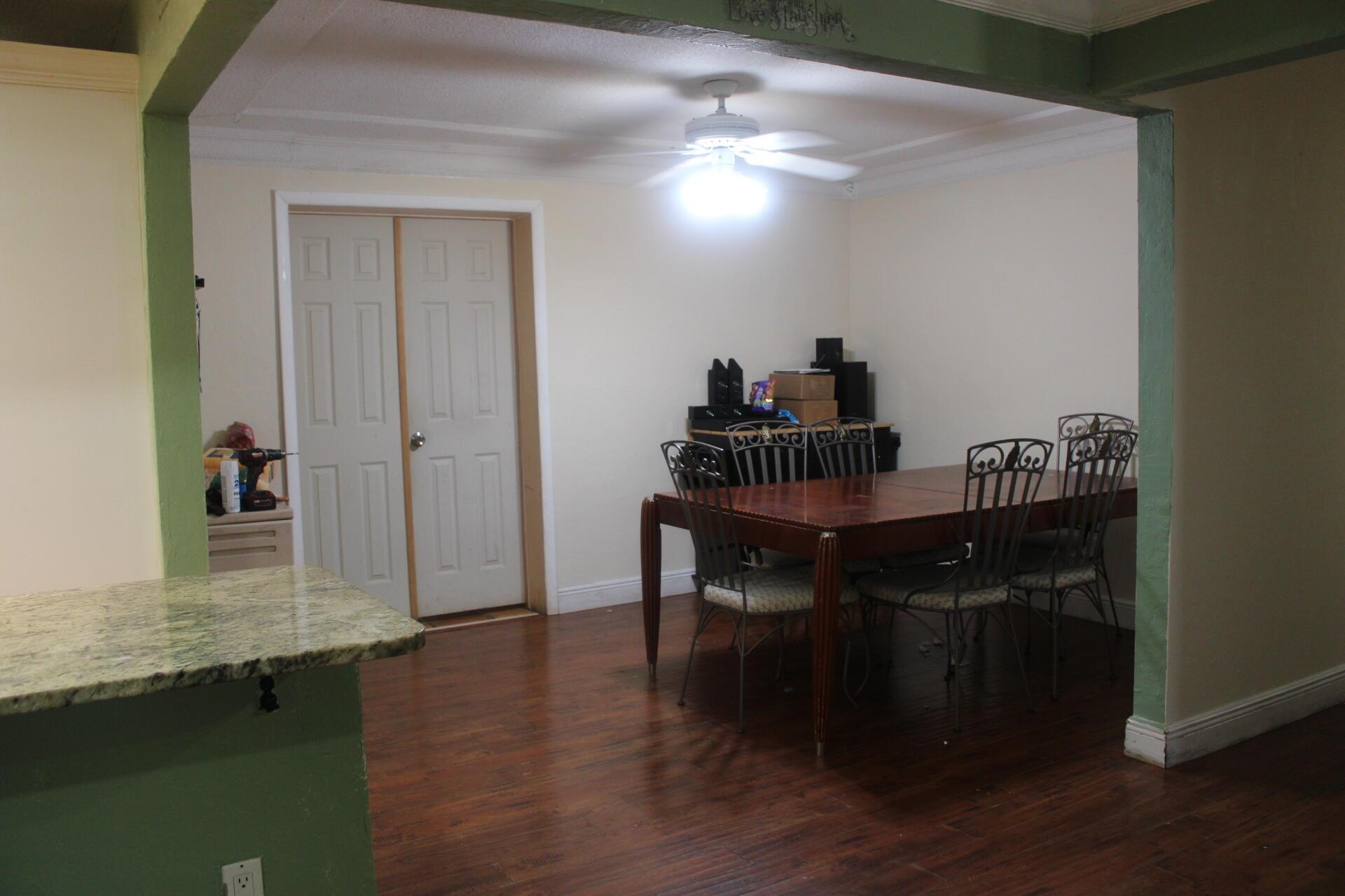 2842 Somerset Road Road, Lake Worth, FL 33462, Lake Worth - Photo 3