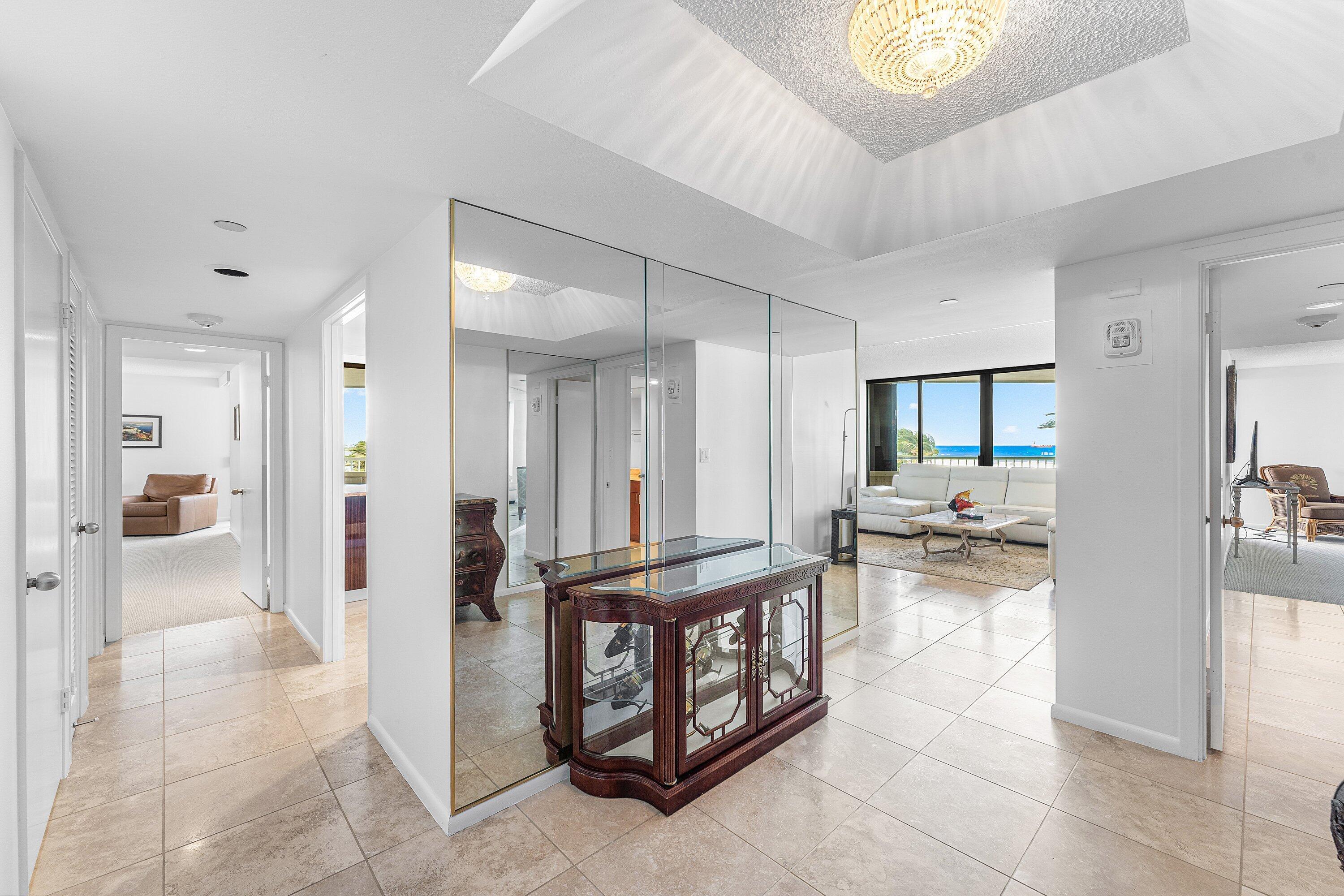 5070 N Ocean Drive 3b, Singer Island, FL 33404, Singer Island - Photo 2