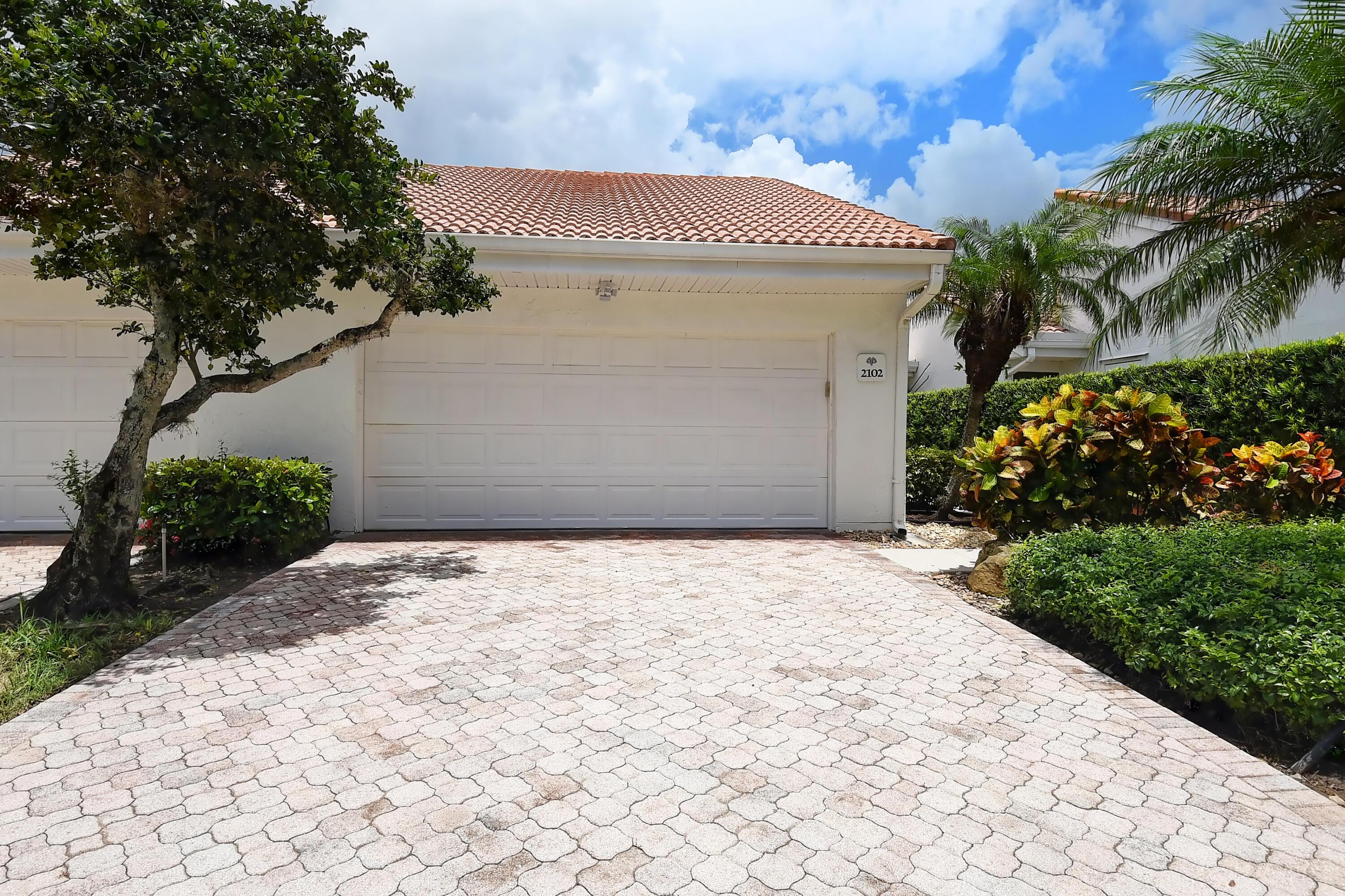 19550 Sawgrass Drive 2102, Boca Raton, FL 33434, Boca Raton - Photo 2