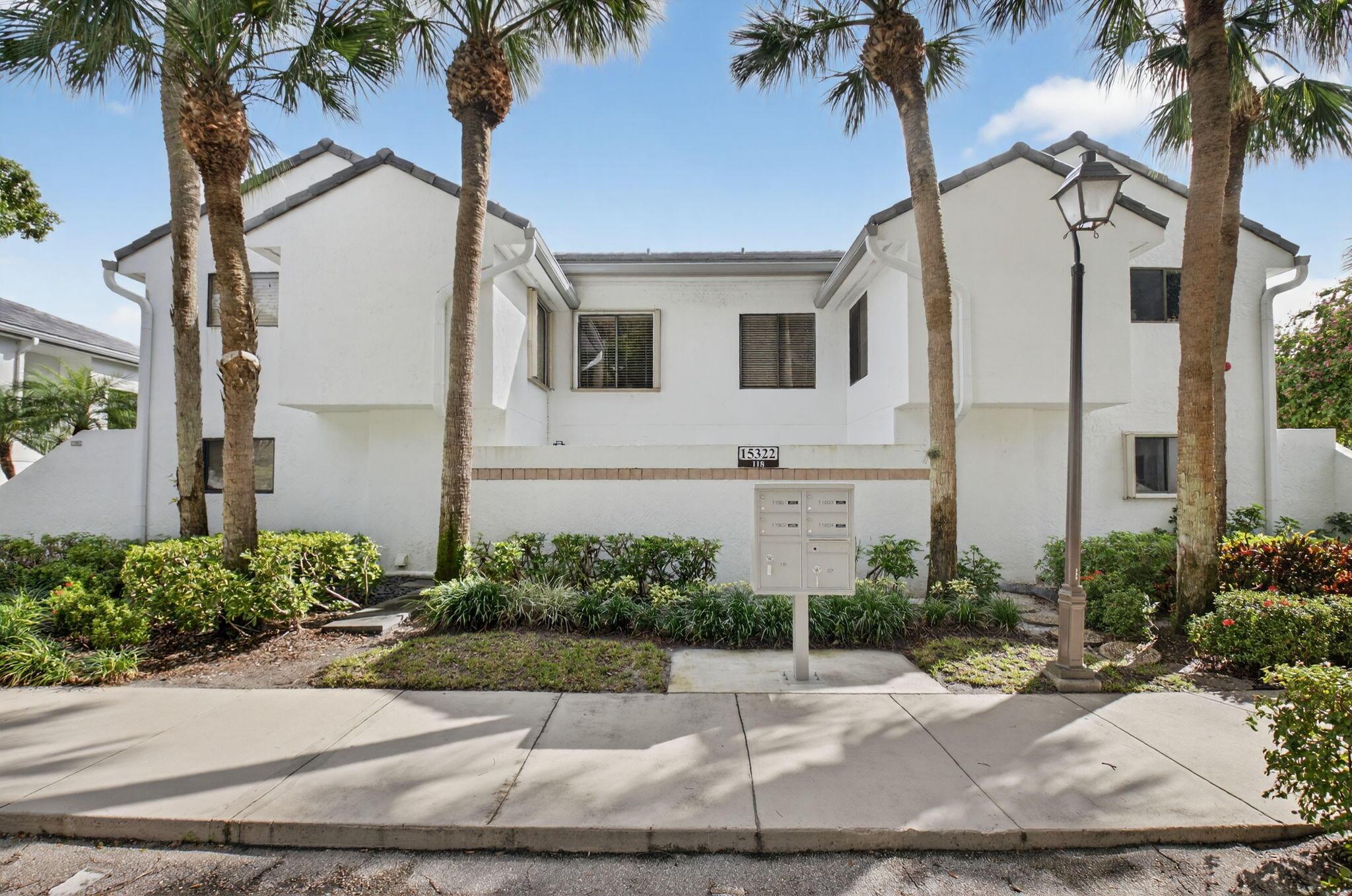 15322 Strathearn Drive 11802, Delray Beach, FL 33446, Delray Beach - Photo 2