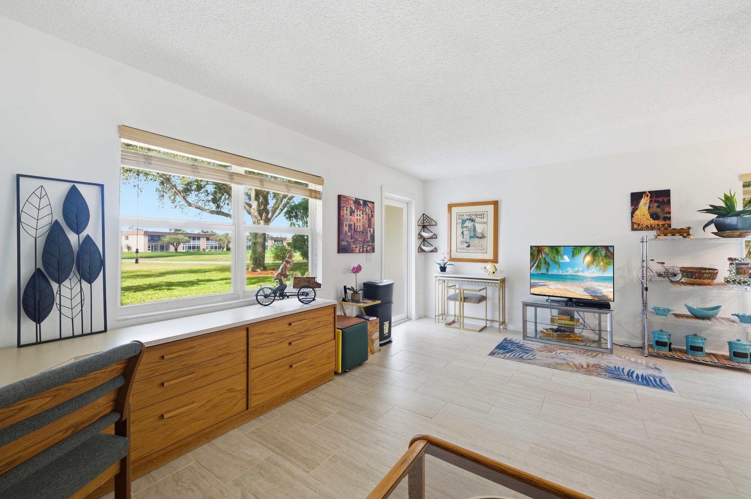 433 Flanders J, Delray Beach, FL 33484, Delray Beach