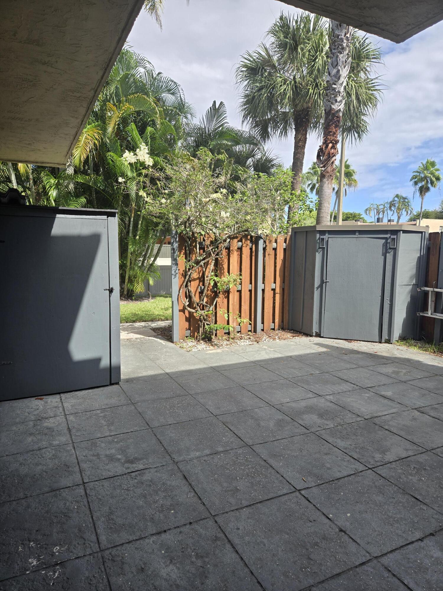 4844 Alder Drive B, West Palm Beach, FL 33417, West Palm Beach - Photo 4
