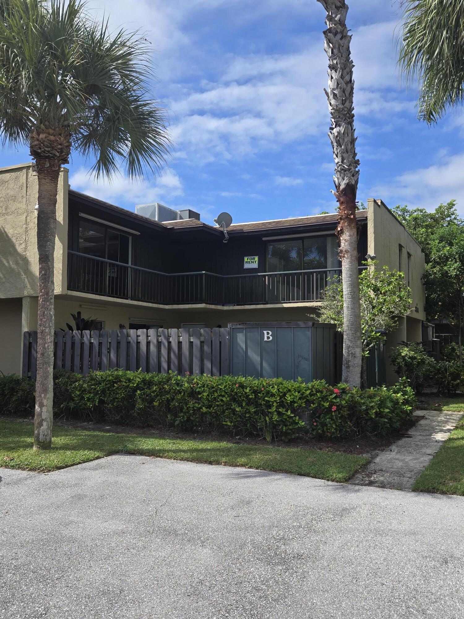 4844 Alder Drive B, West Palm Beach, FL 33417, West Palm Beach - Photo 2