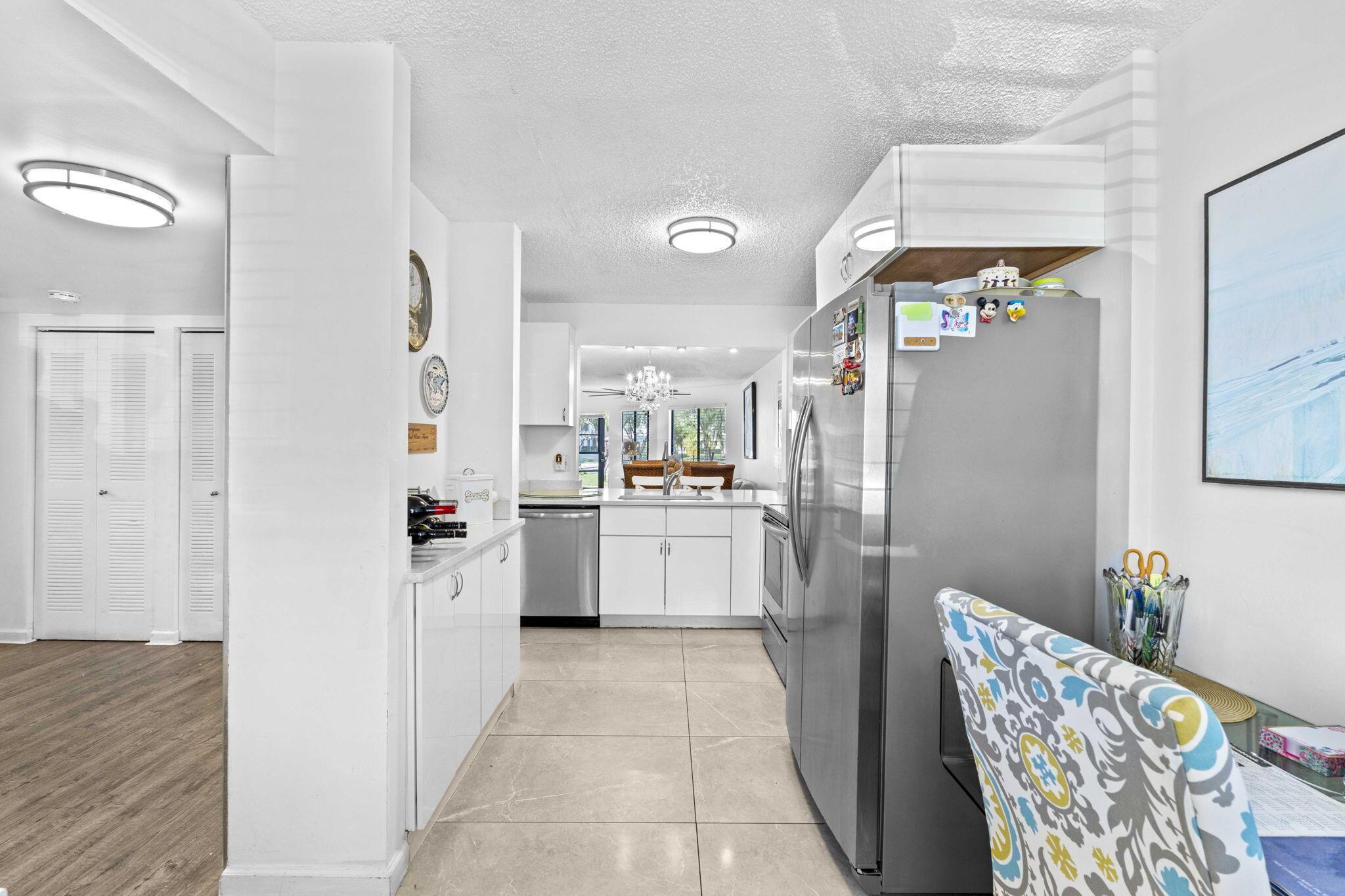 3138 Via Poinciana 116, Lake Worth, FL 33467, Lake Worth - Photo 5