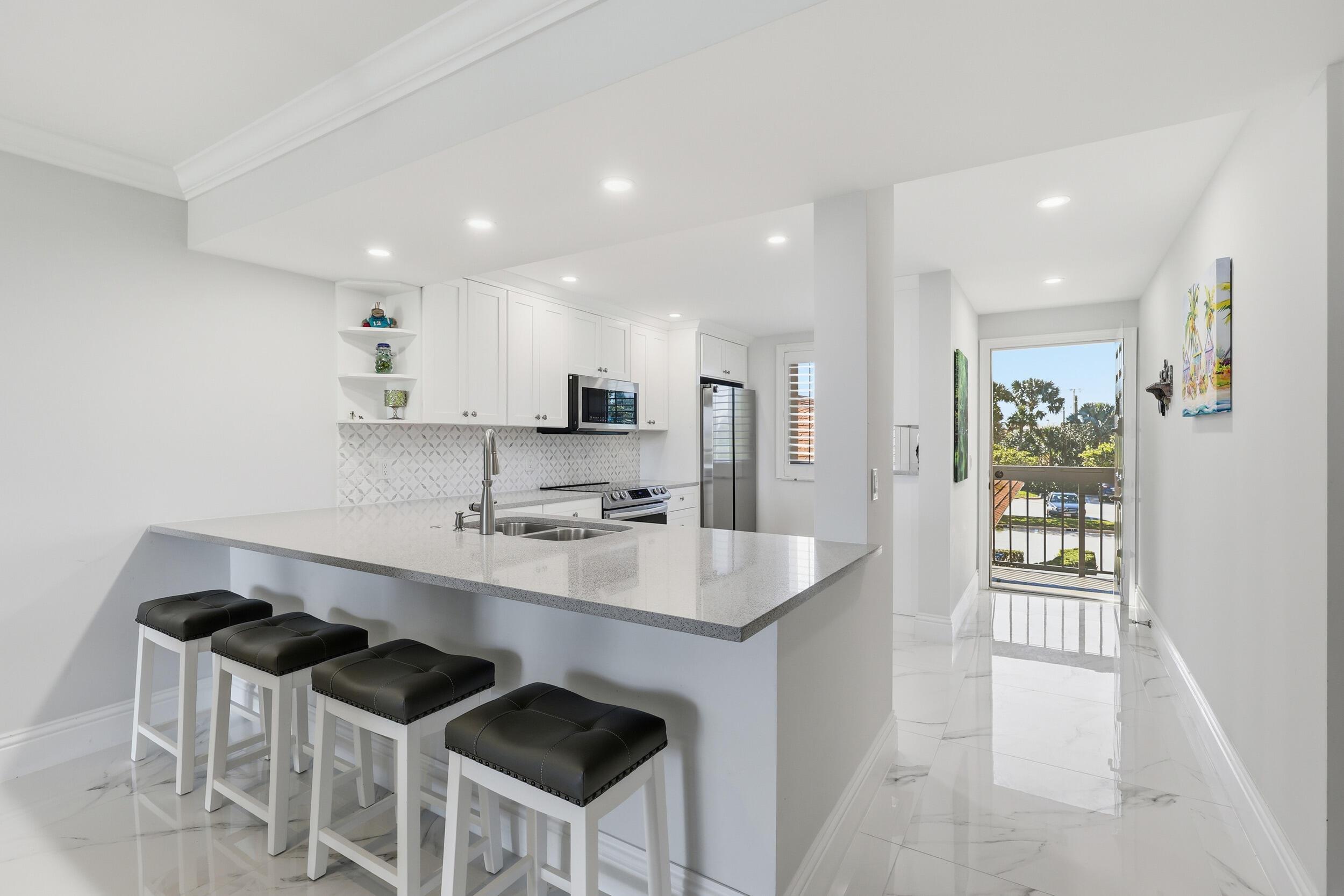 501 S Seas Drive 203, Jupiter, FL 33477, Jupiter - Photo 4