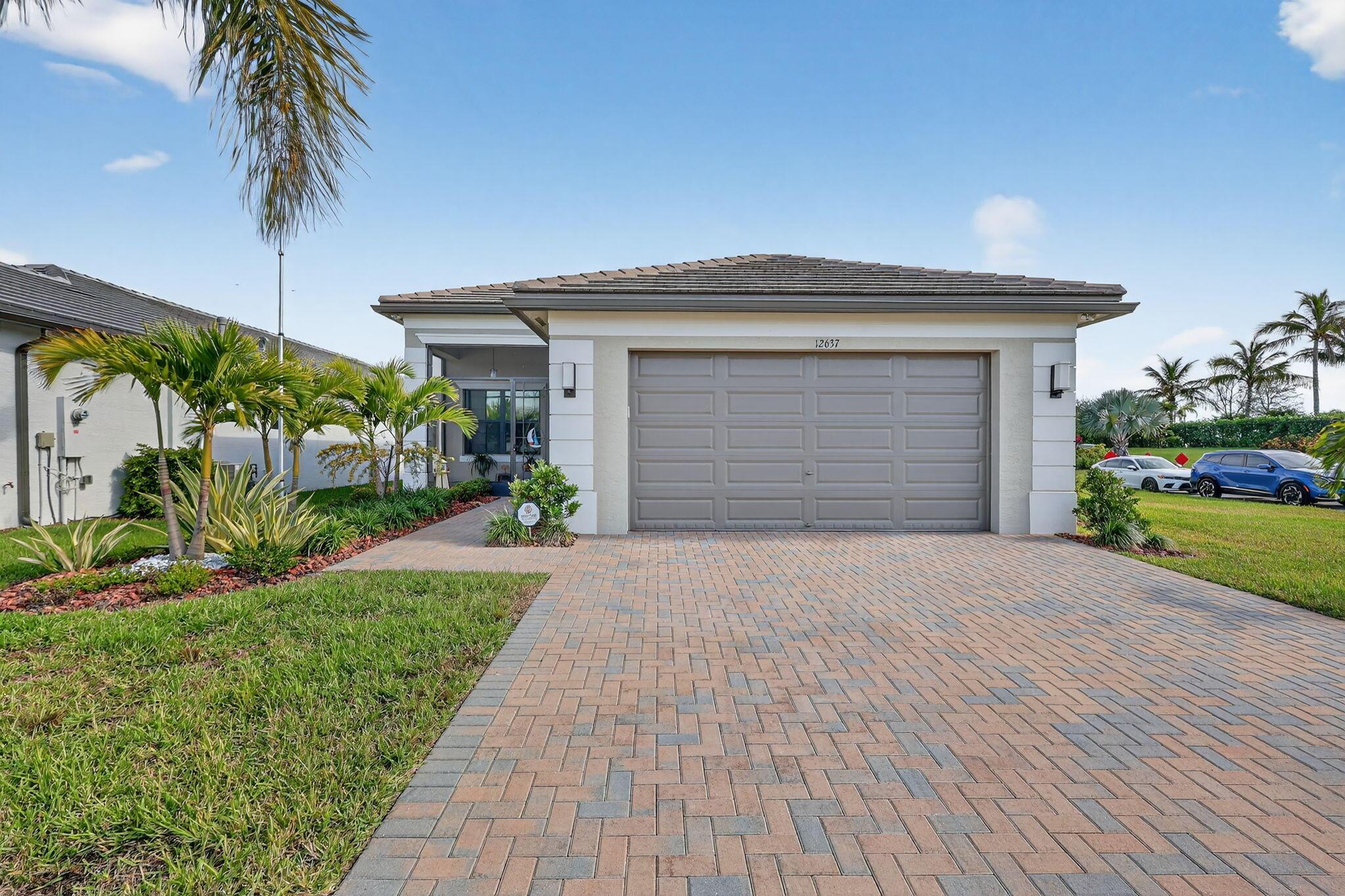 12637 SW Alongshore Drive, Port St. Lucie, FL 34953, Port St. Lucie - Photo 2