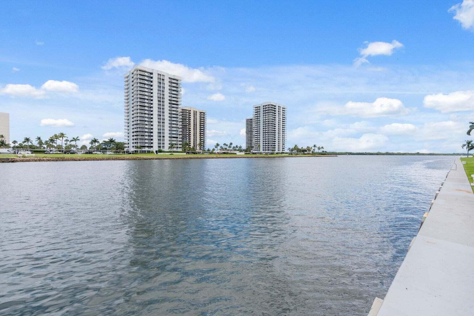20 Yacht Club Drive 405, North Palm Beach, FL 33408, North Palm Beach - Photo 3