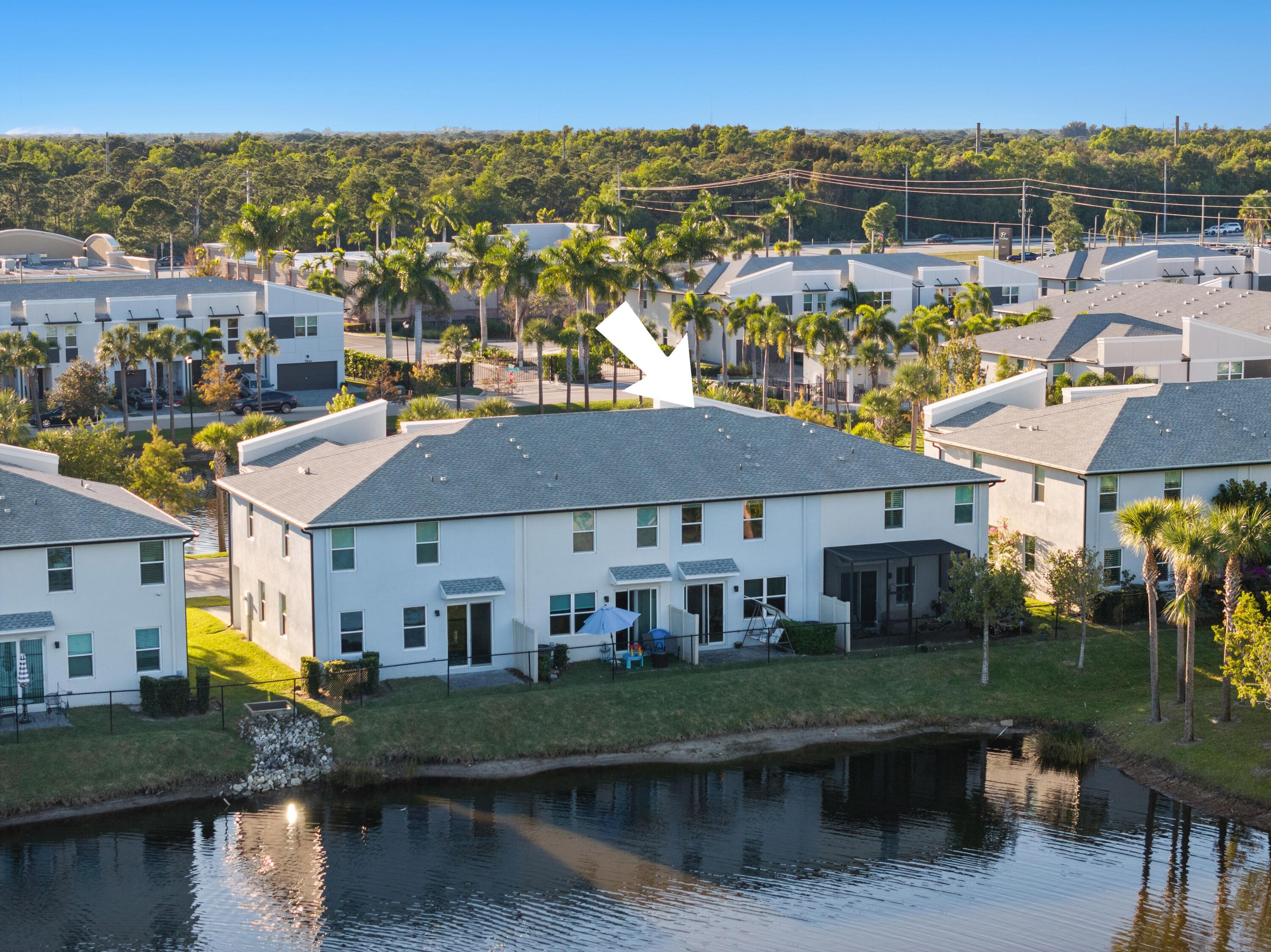 3931 SE Mentmore Lane, Stuart, FL 34997, Stuart - Photo 2