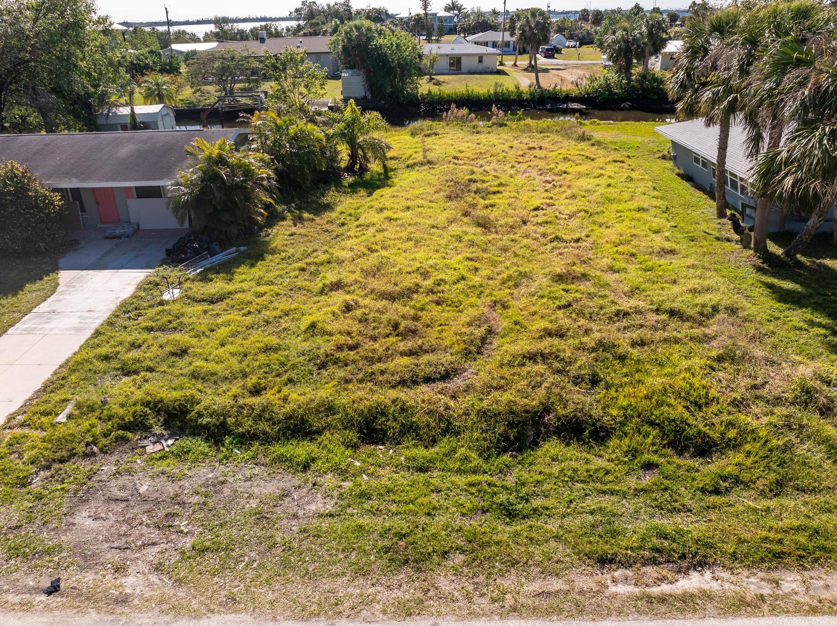 188 Danforth Drive, Port Charlotte, FL 33980, Port Charlotte - Photo 5