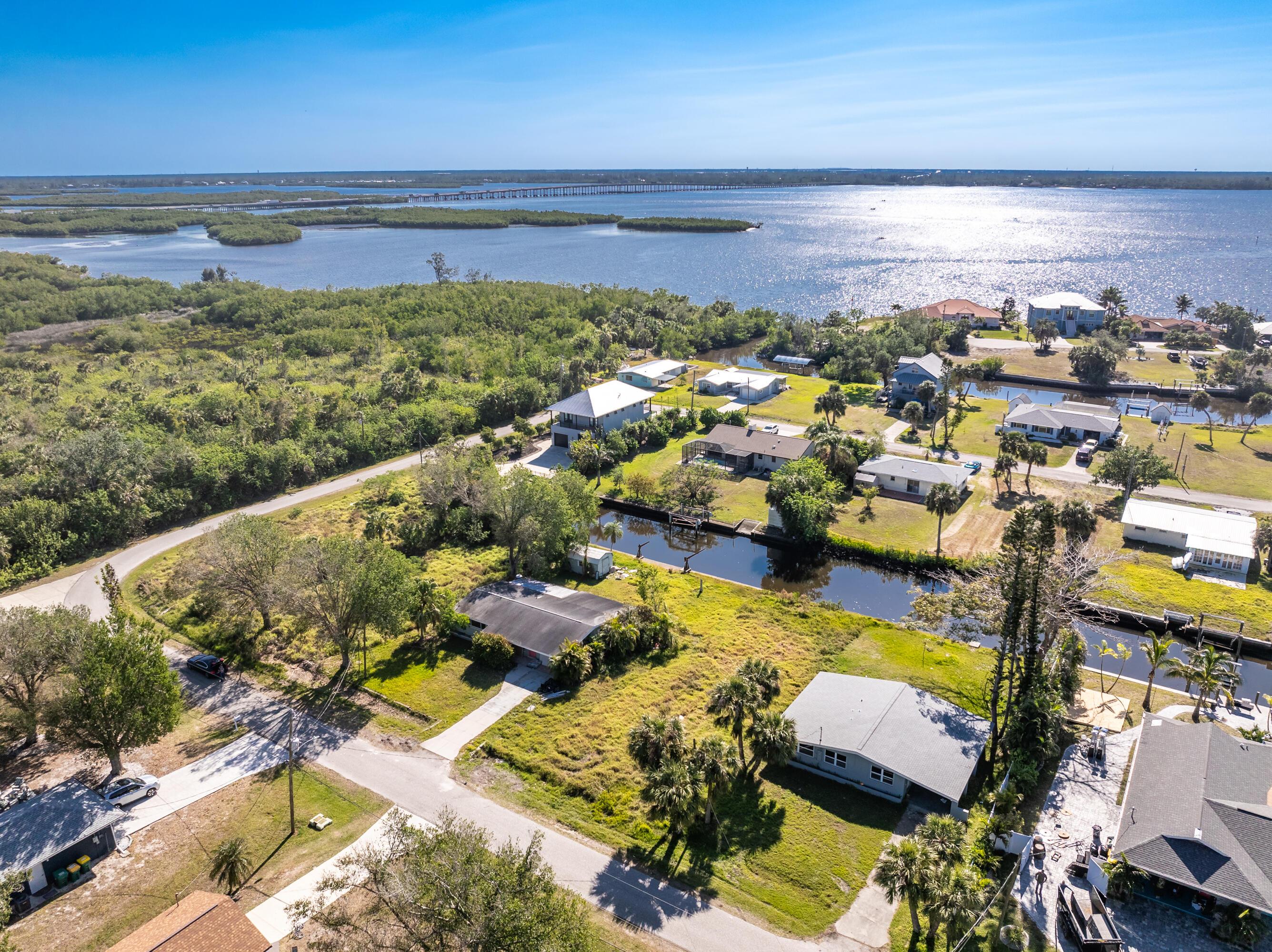 188 Danforth Drive, Port Charlotte, FL 33980, Port Charlotte - Photo 3