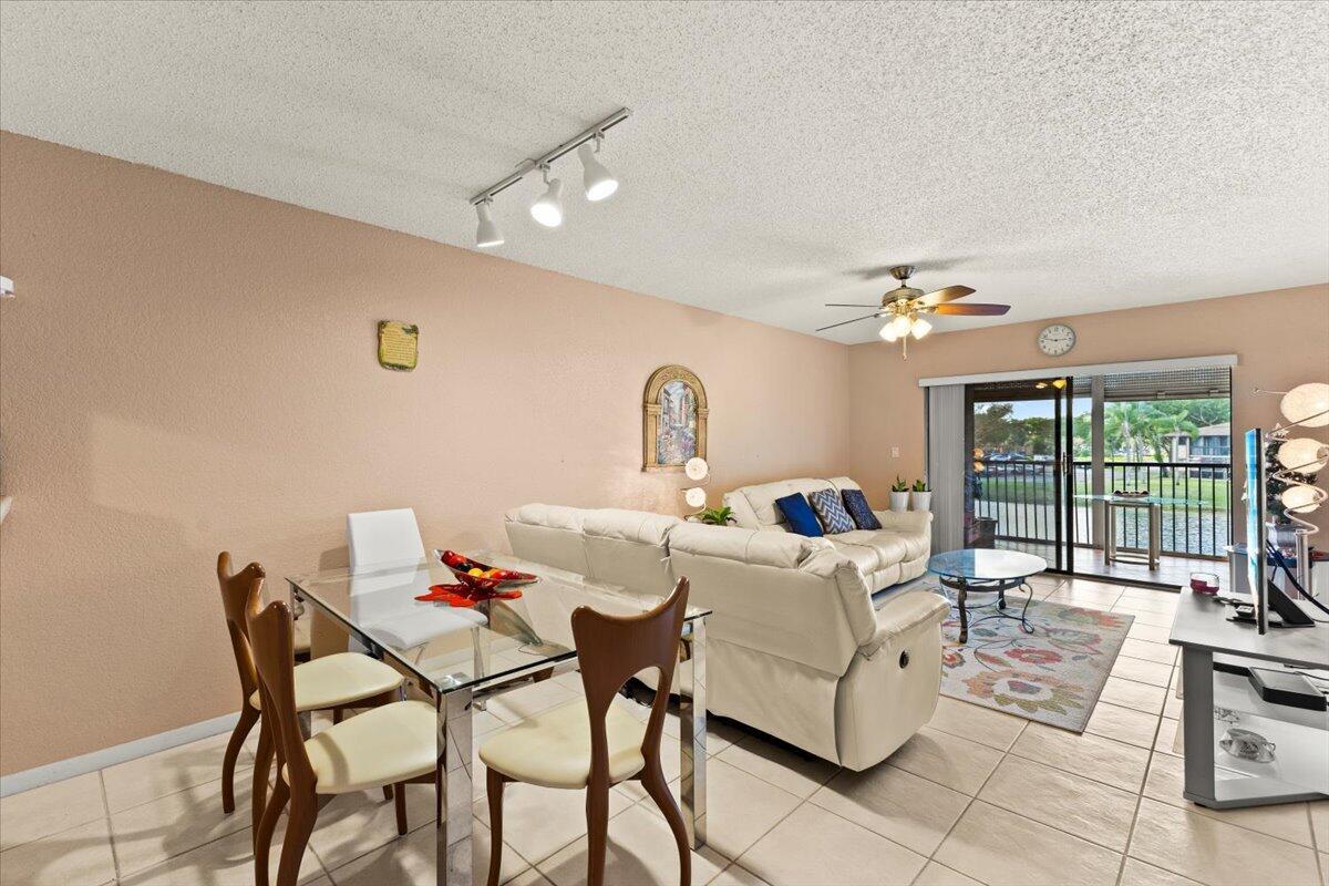 9563 W Mcnab Rd 206, Tamarac, FL 33321, Tamarac - Photo 5