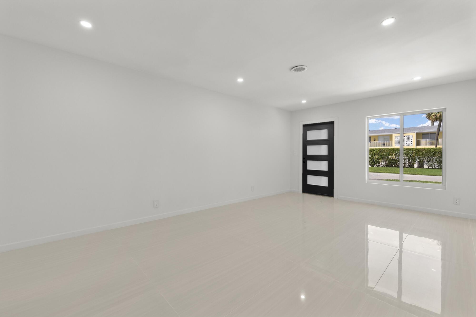 1750 NE 49th Street, Fort Lauderdale, FL 33334, Fort Lauderdale - Photo 3