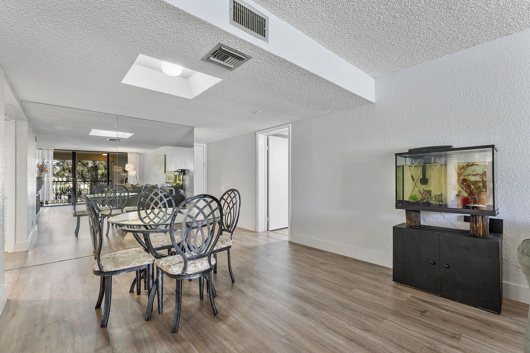16475 Golf Club Road 207, Weston, FL 33326, Weston - Photo 5