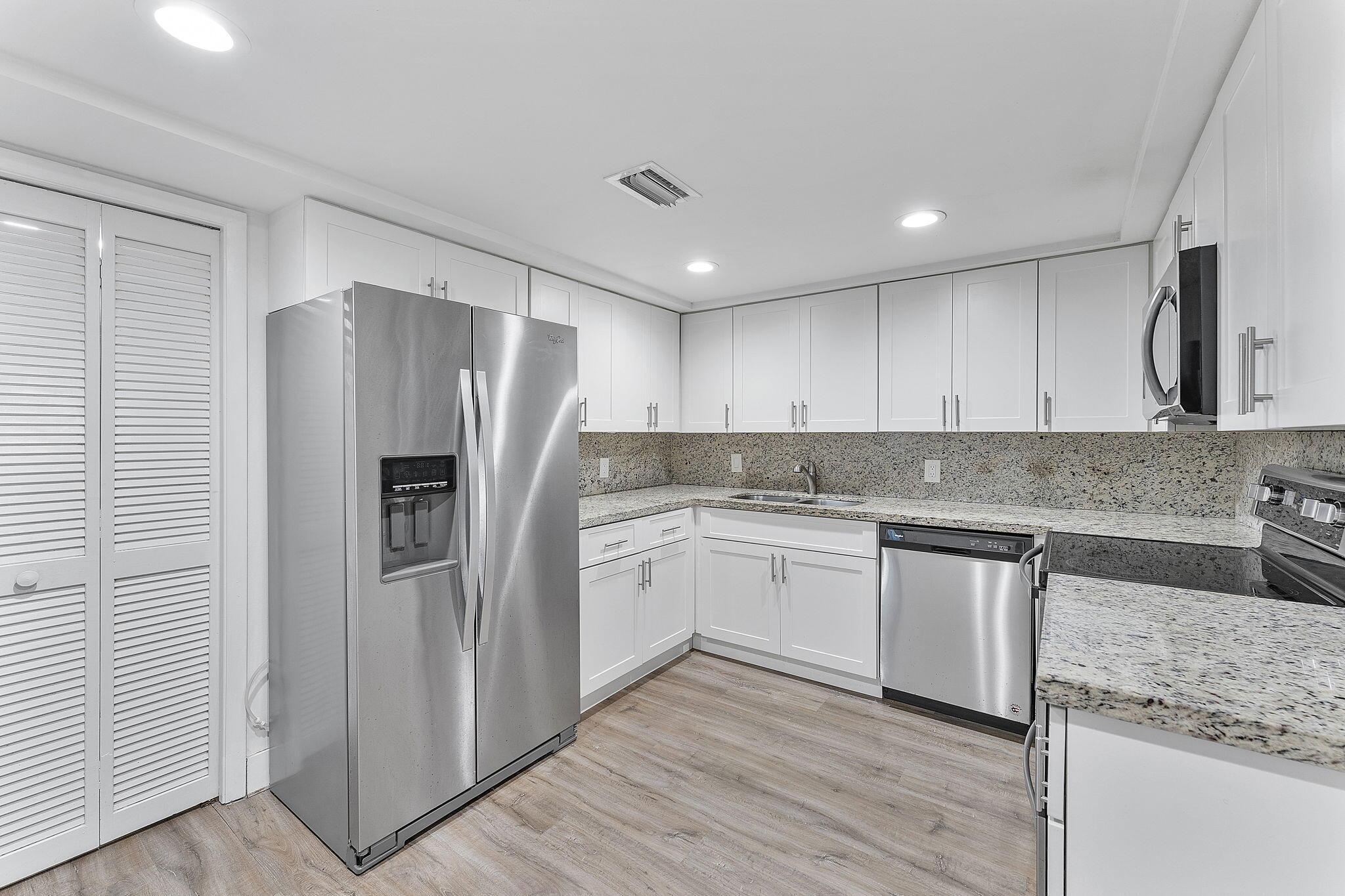 16475 Golf Club Road 207, Weston, FL 33326, Weston
