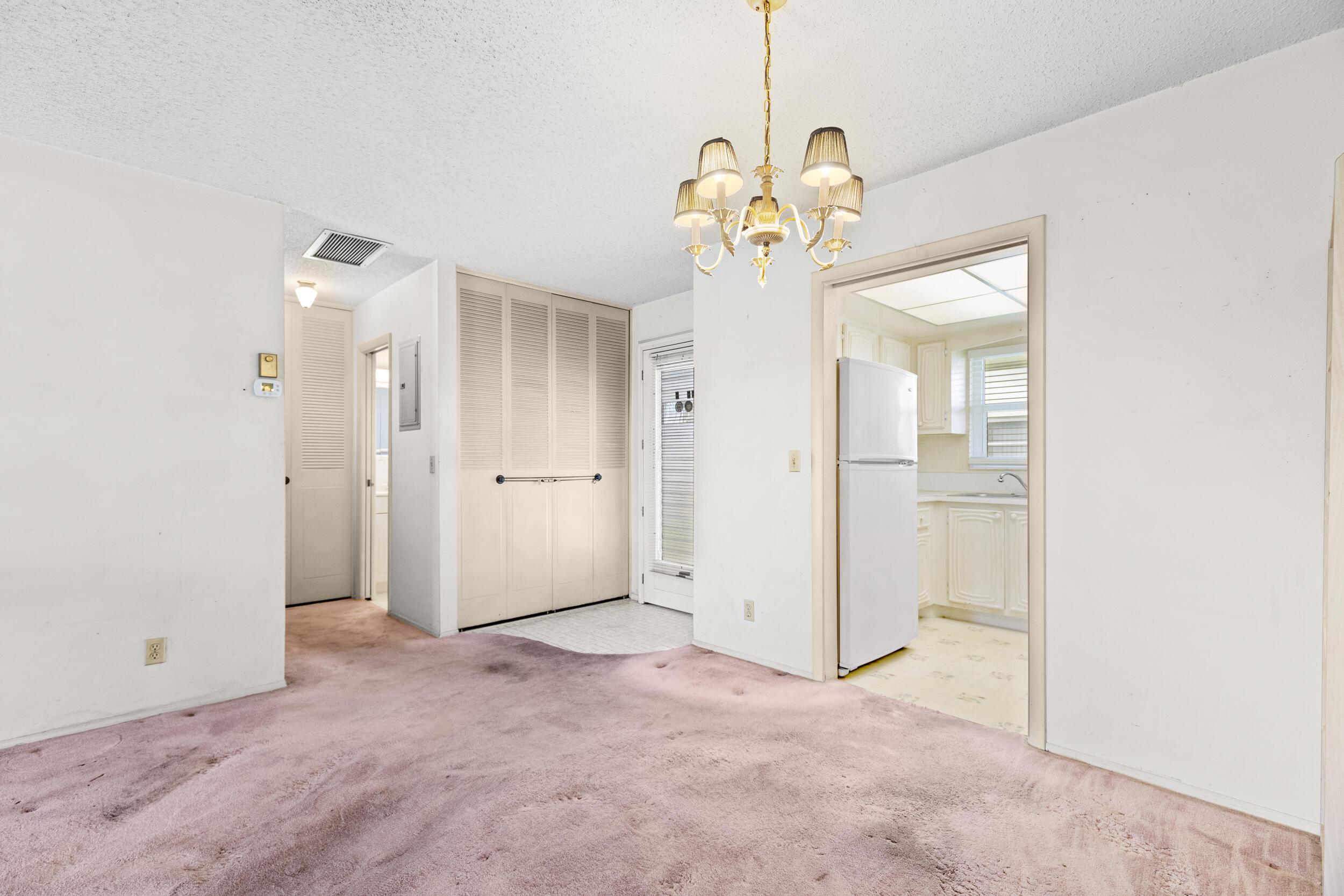 2758 Emory Drive E E, West Palm Beach, FL 33415, West Palm Beach - Photo 5