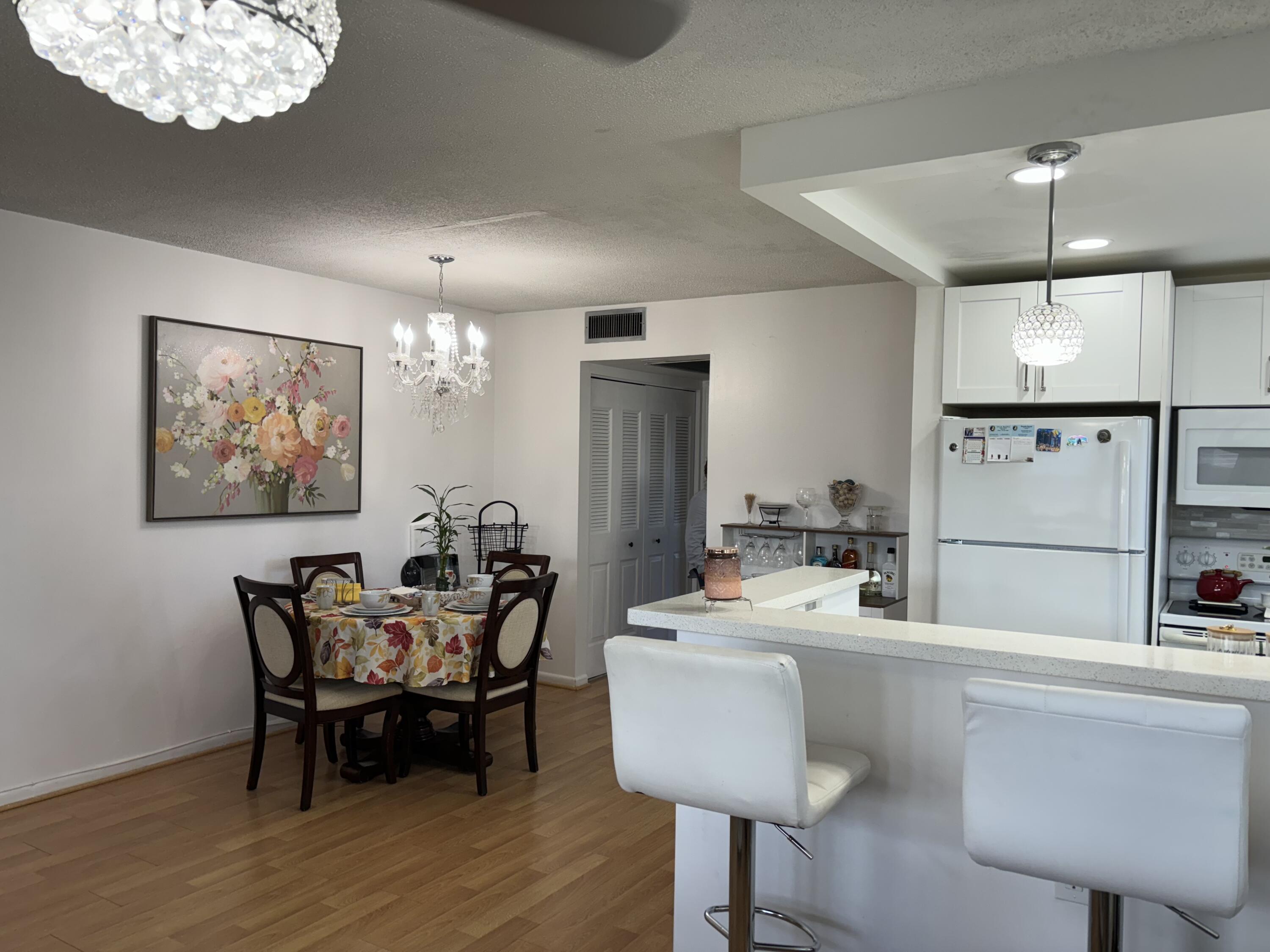 172 Camden H, West Palm Beach, FL 33417, West Palm Beach - Photo 2