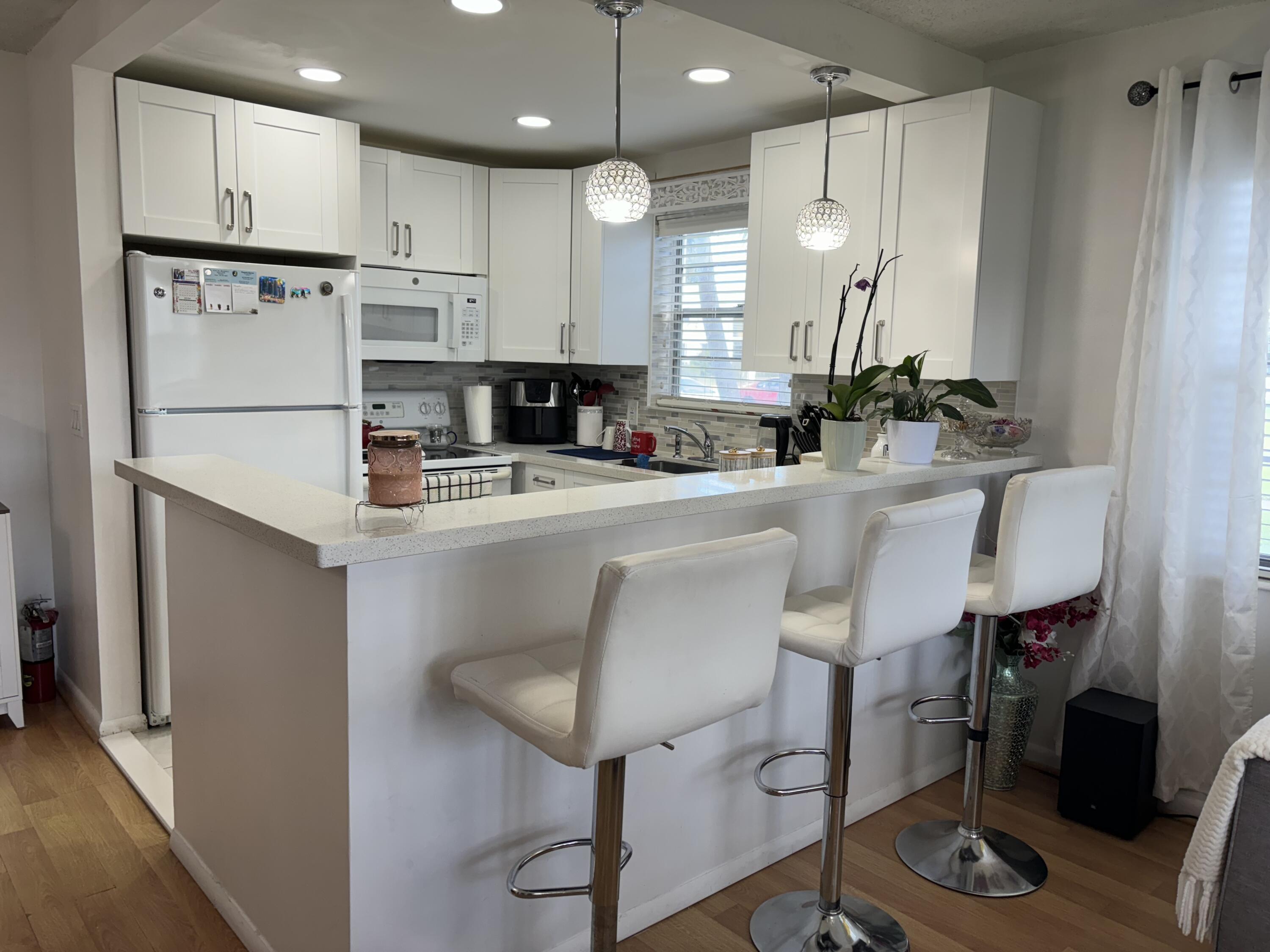 172 Camden H, West Palm Beach, FL 33417, West Palm Beach - Photo 5