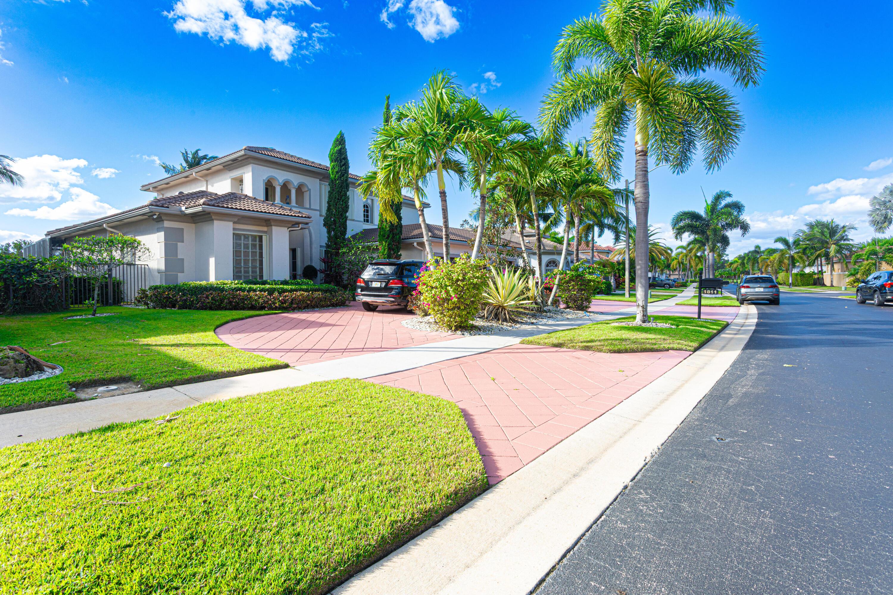 1811 Waldorf Drive, Royal Palm Beach, FL 33411, Royal Palm Beach - Photo 4